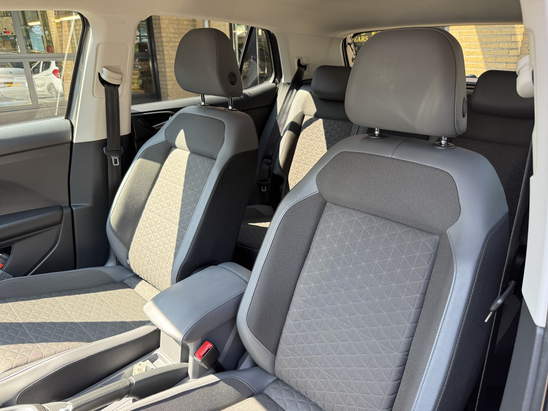 Foto van Volkswagen T-cross