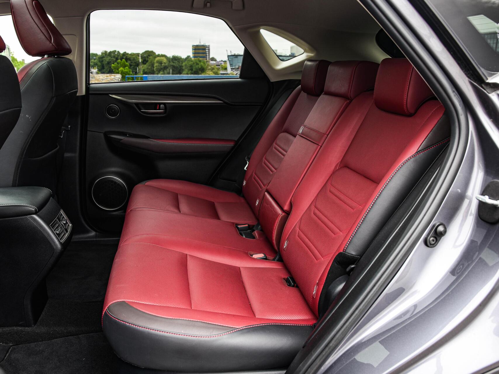 Foto van Lexus Lexus Nx300h
