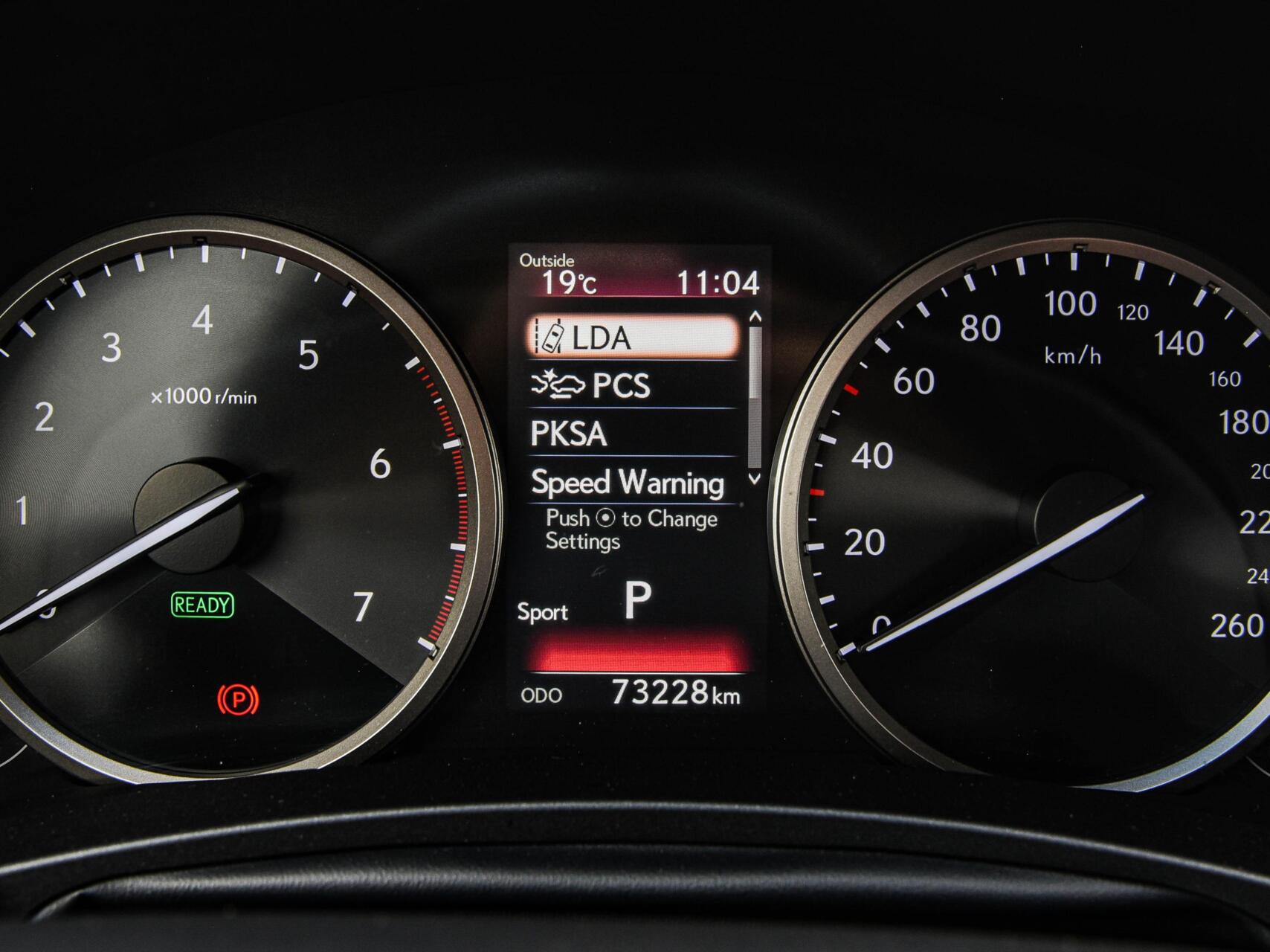 Foto van Lexus Lexus Nx300h