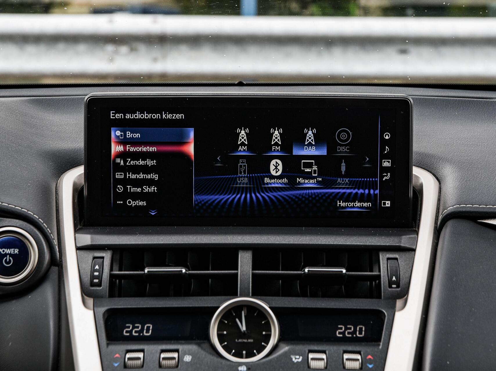 Foto van Lexus Lexus Nx300h