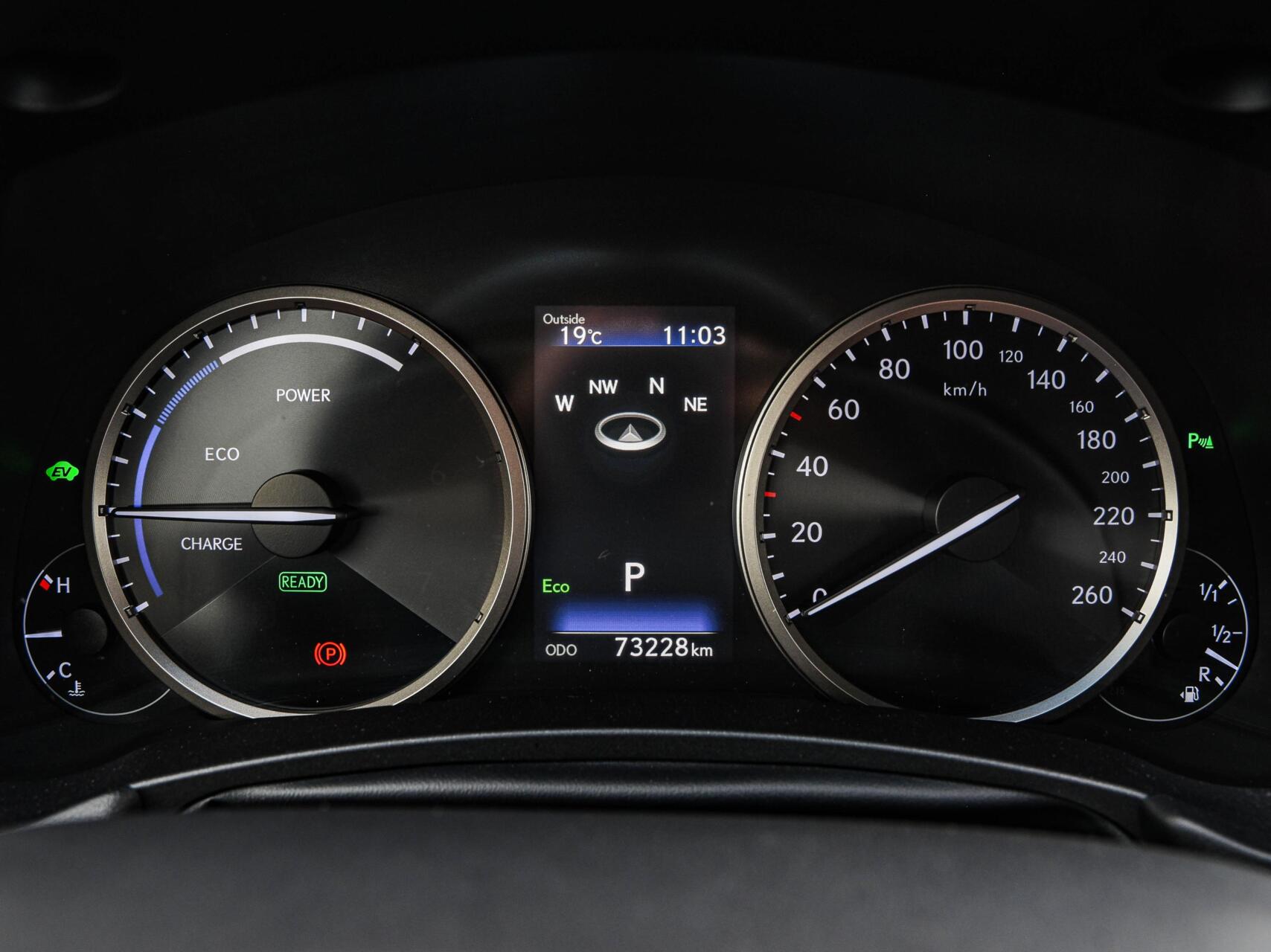 Foto van Lexus Lexus Nx300h