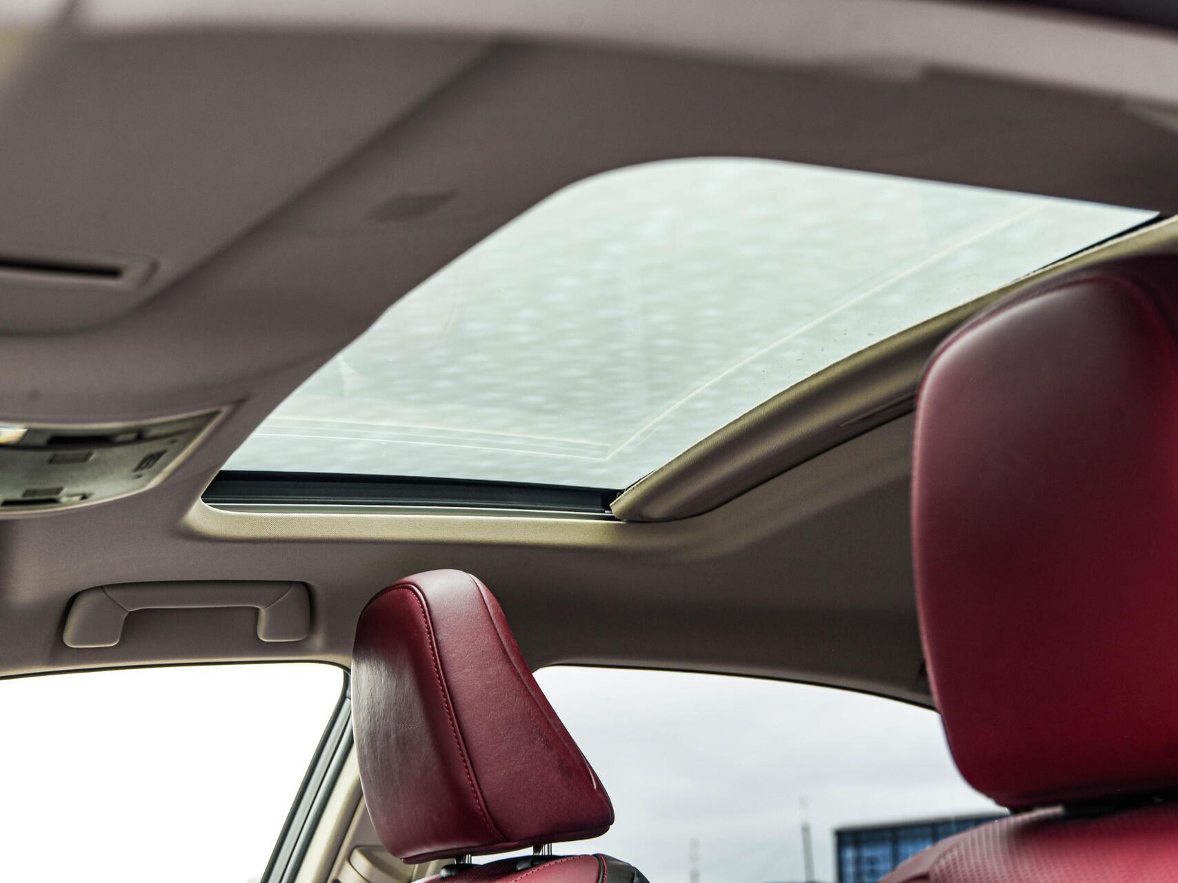 Foto van Lexus Lexus Nx300h