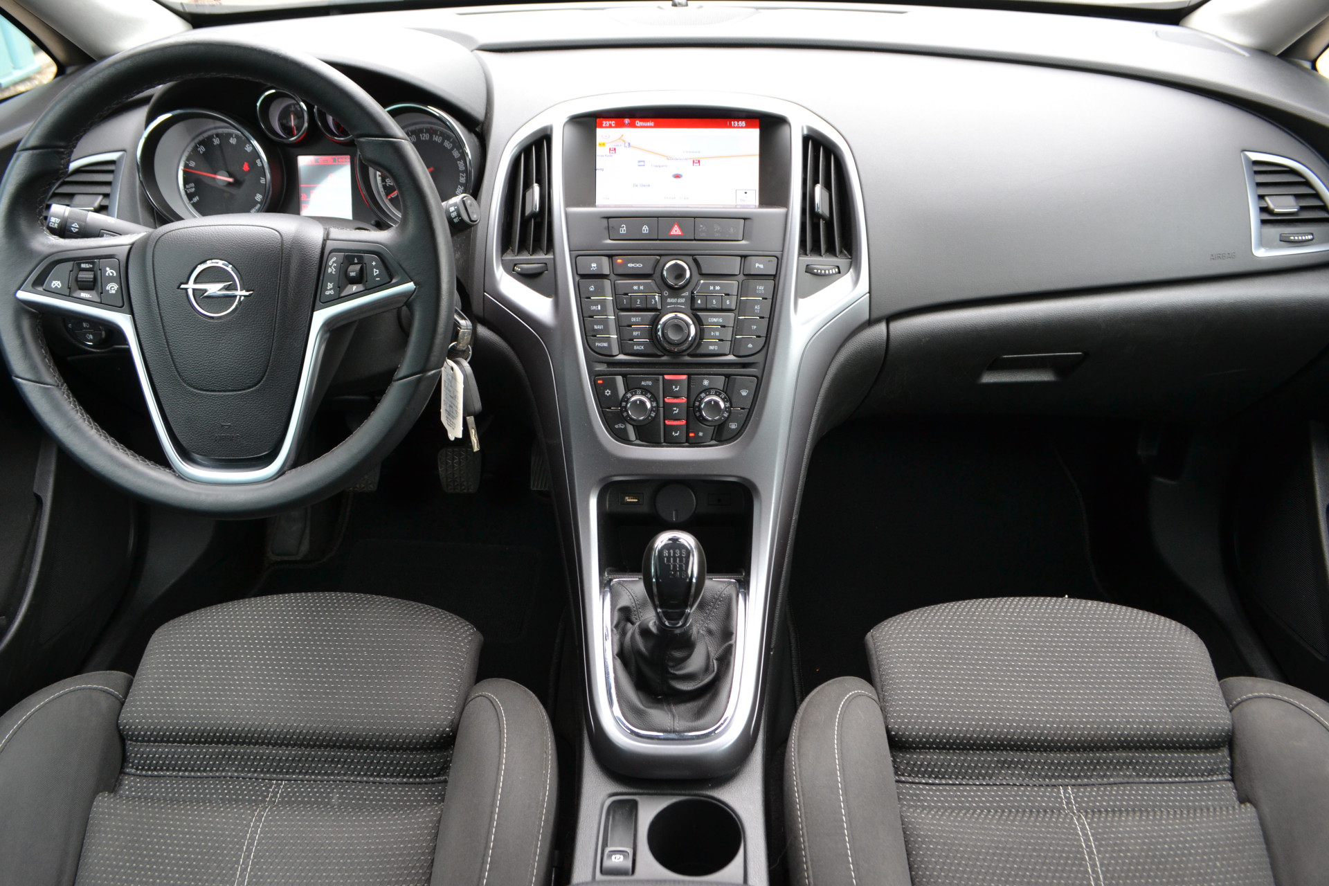 Foto van Opel Astra Sports Tourer