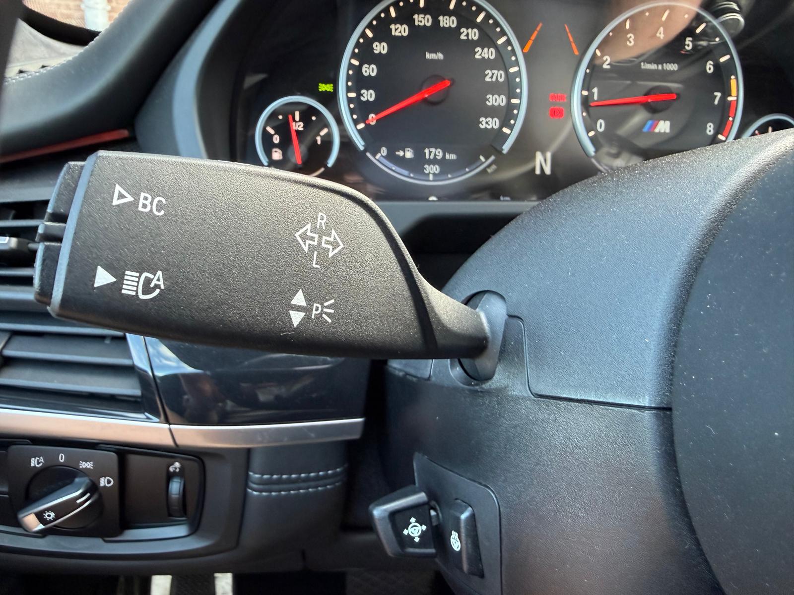 Foto van BMW X5 M