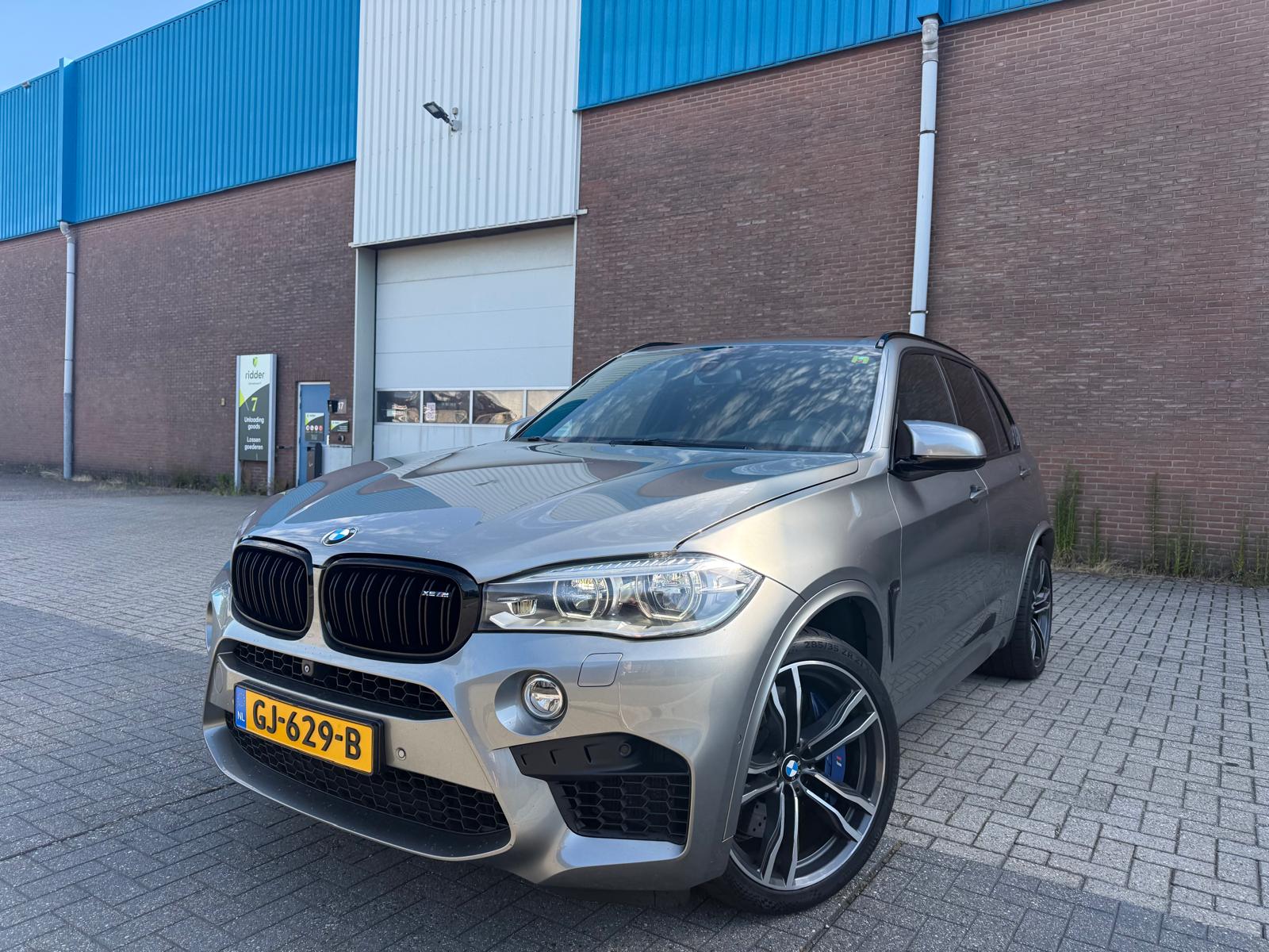 Foto van BMW X5 M