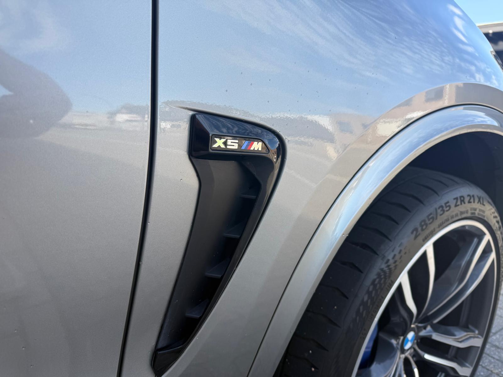 Foto van BMW X5 M