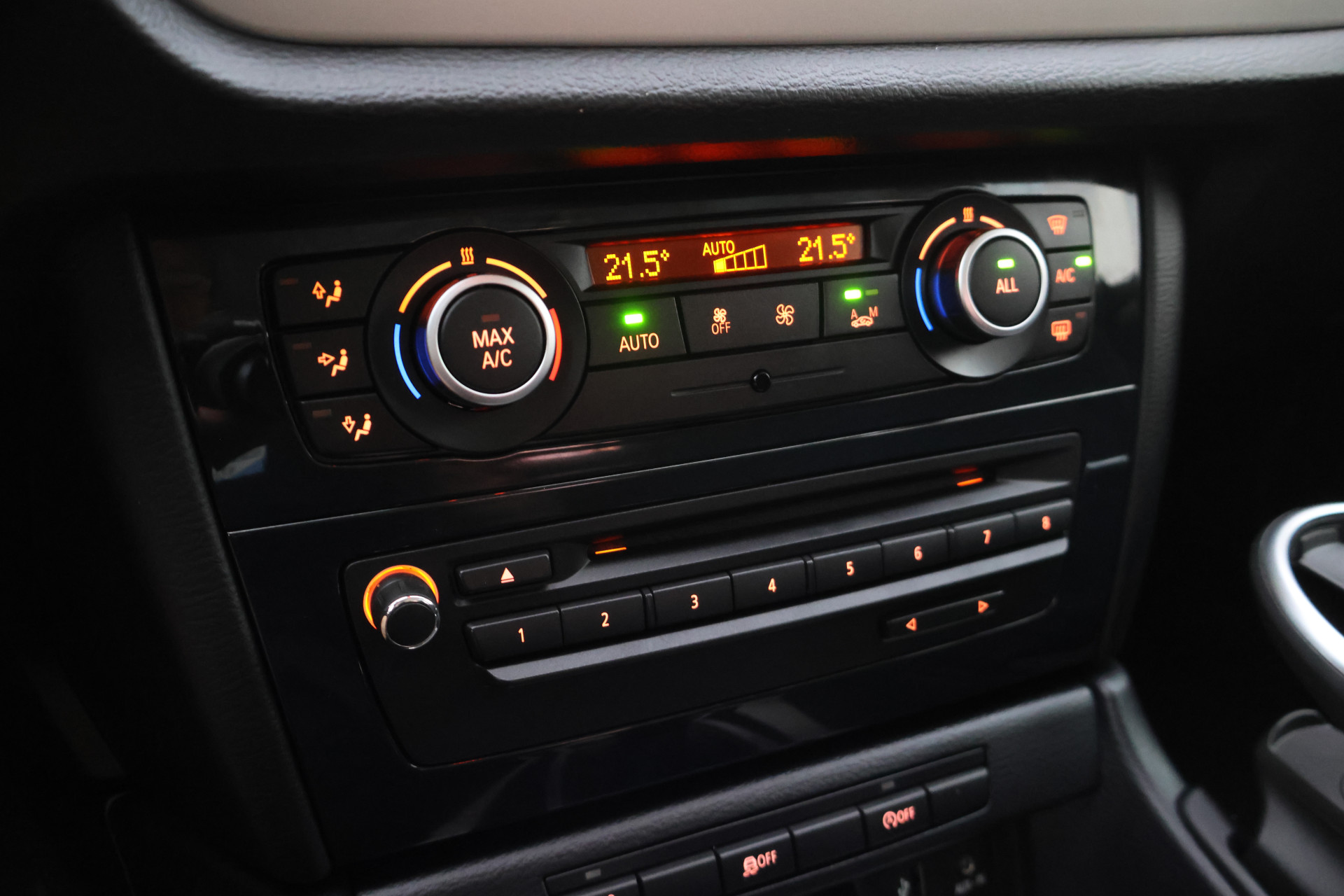 Foto van BMW X1 Sdrive20i