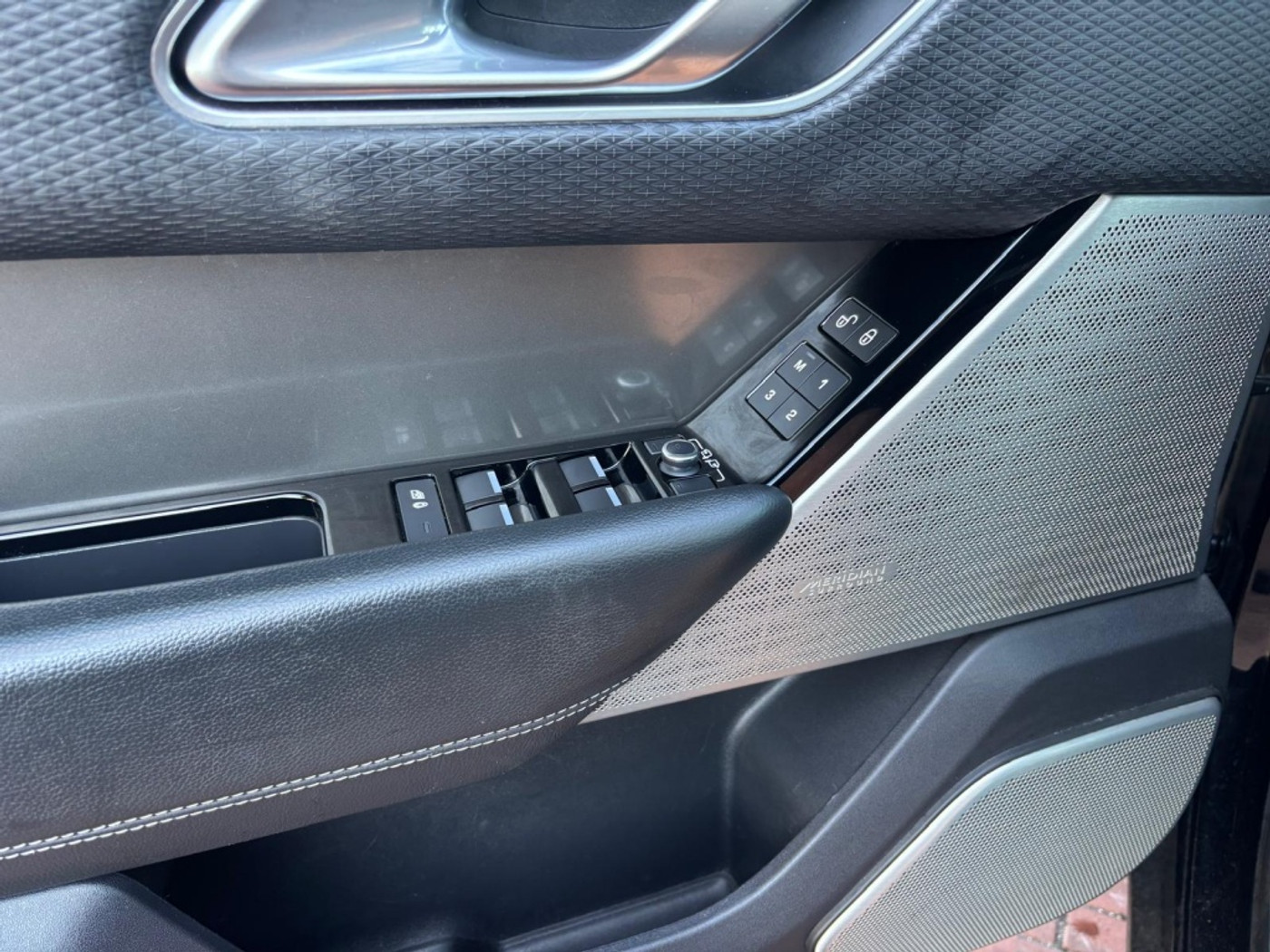 Foto van Land Rover Range Rover Velar