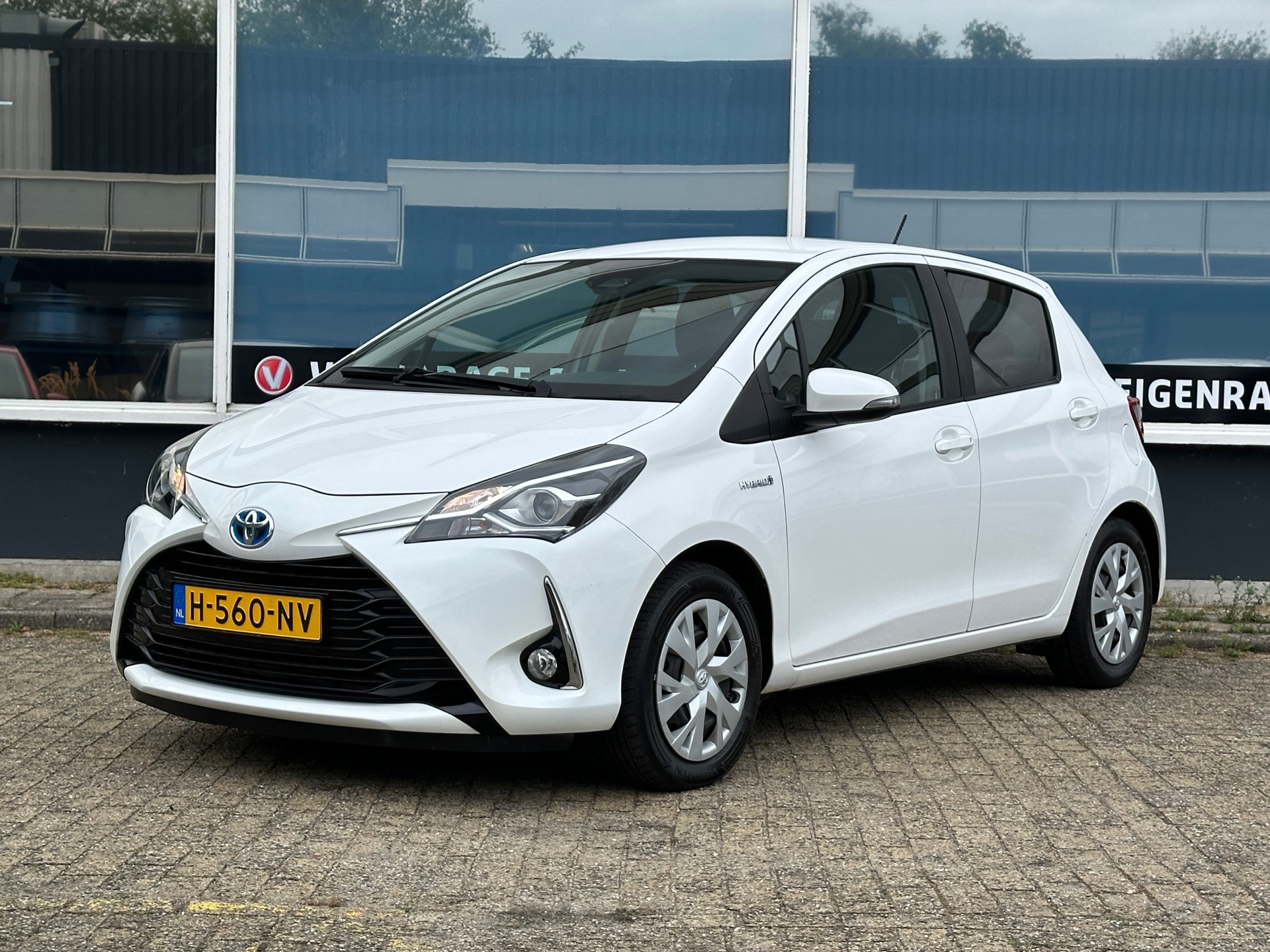 Foto van Toyota Toyota Yaris Hybrid