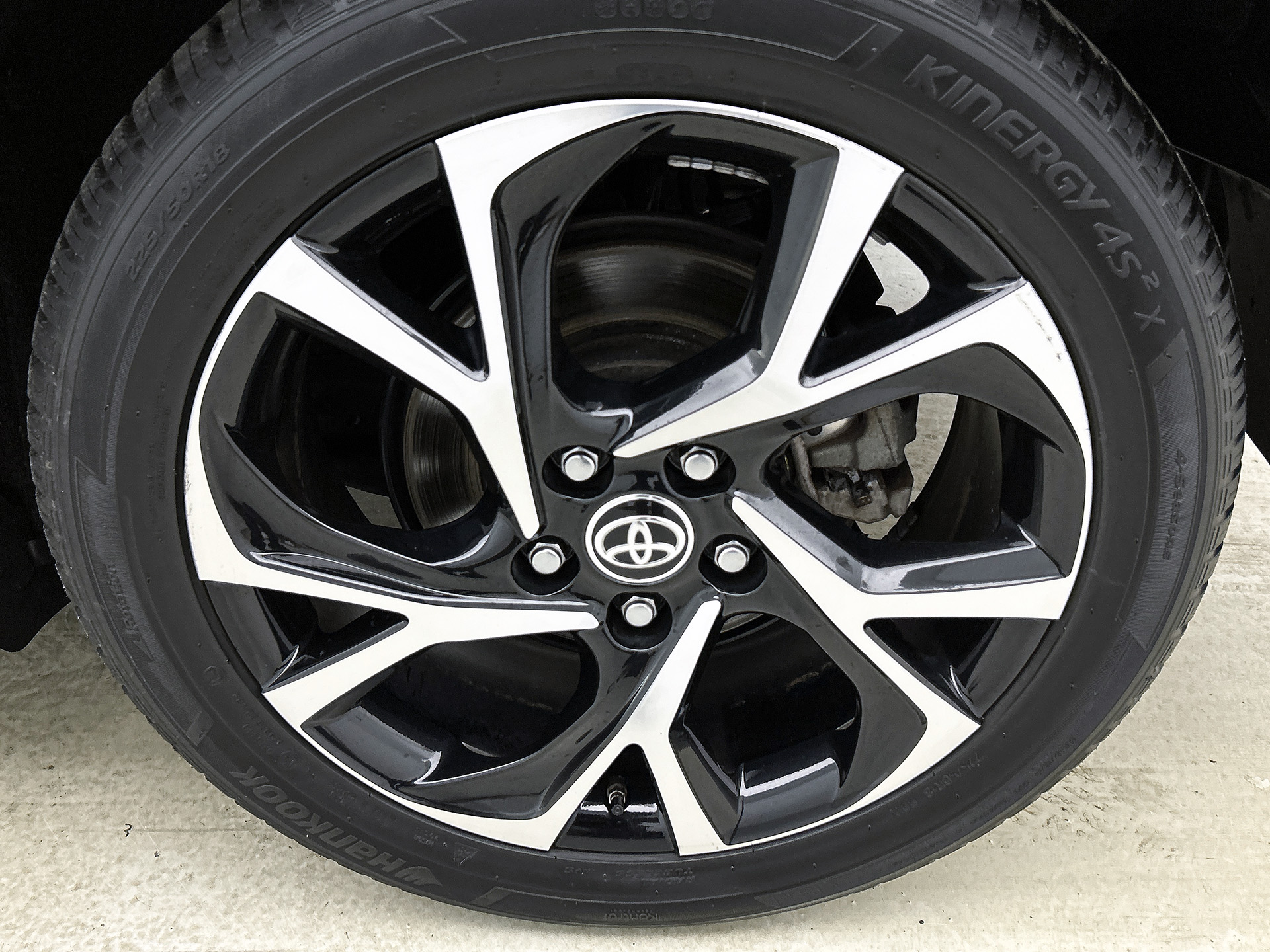 Foto van Toyota Toyota C-hr