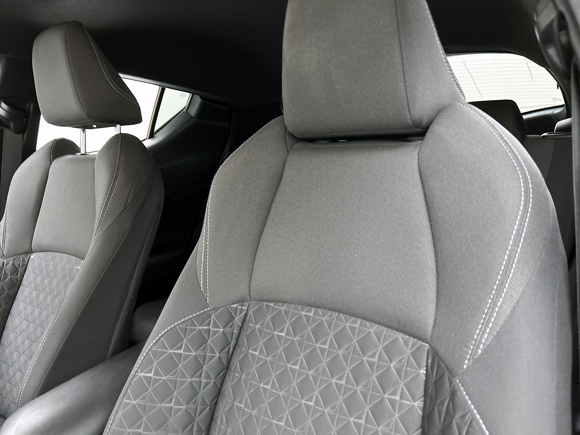 Foto van Toyota Toyota C-hr