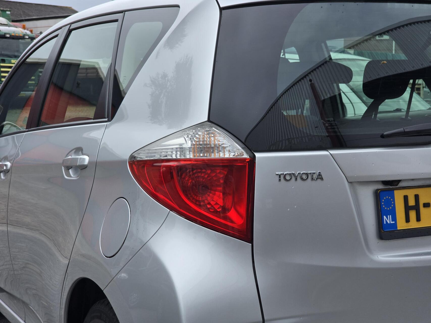 Foto van Toyota Toyota Verso-s