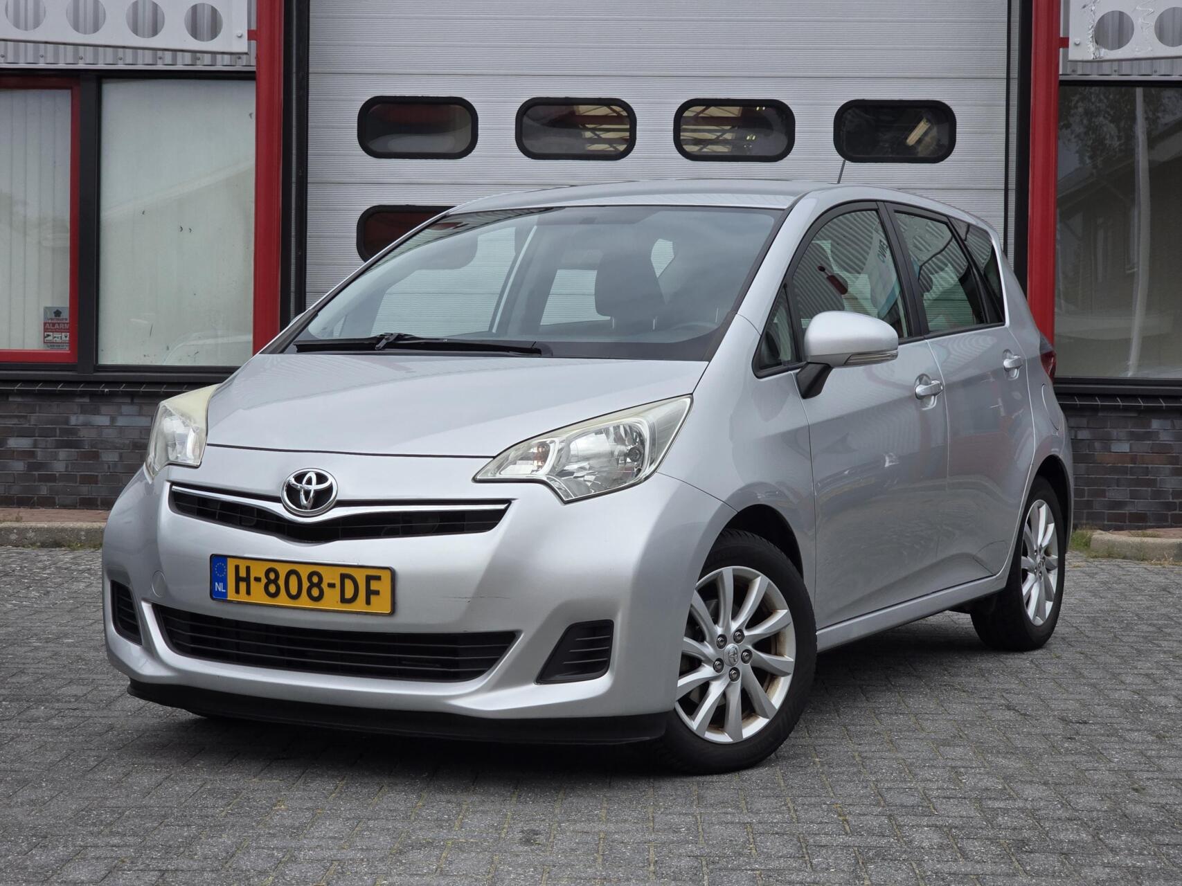 Foto van Toyota Toyota Verso-s