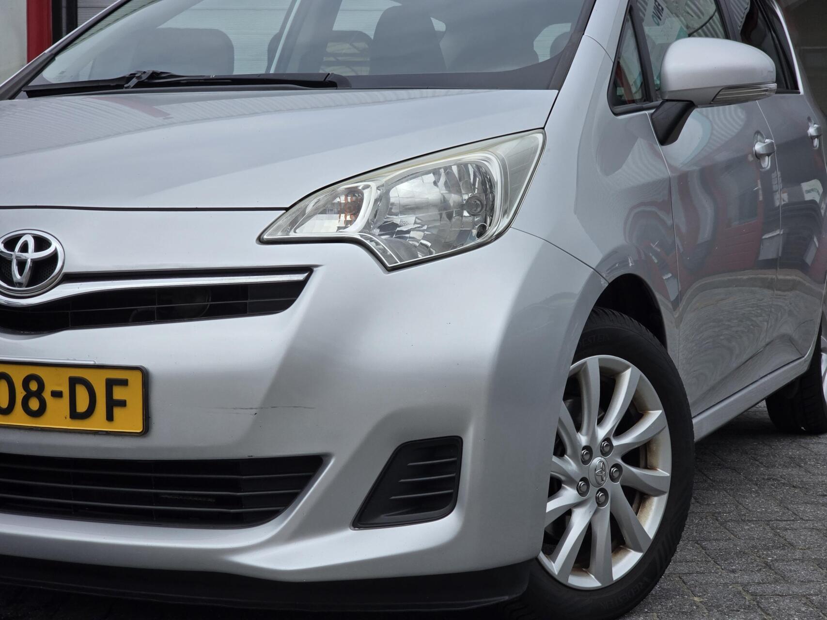 Foto van Toyota Toyota Verso-s