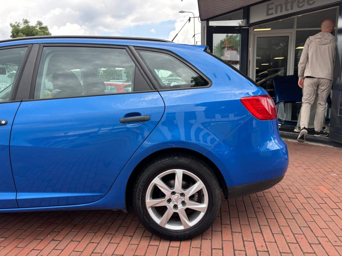 Foto van Seat Ibiza ST