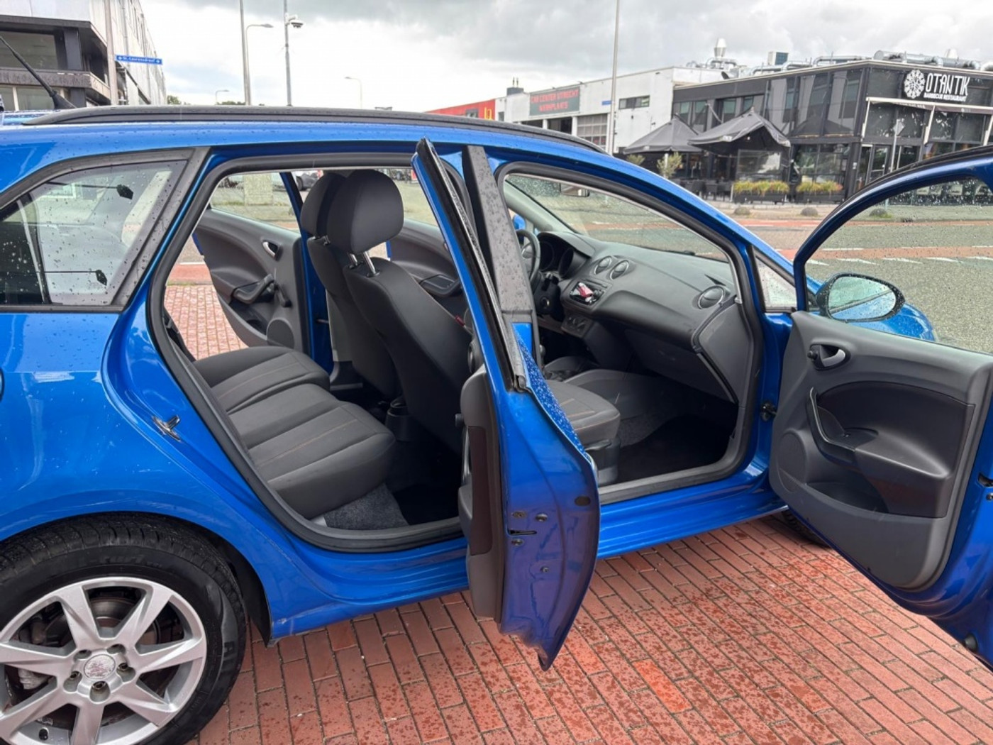 Foto van Seat Ibiza ST