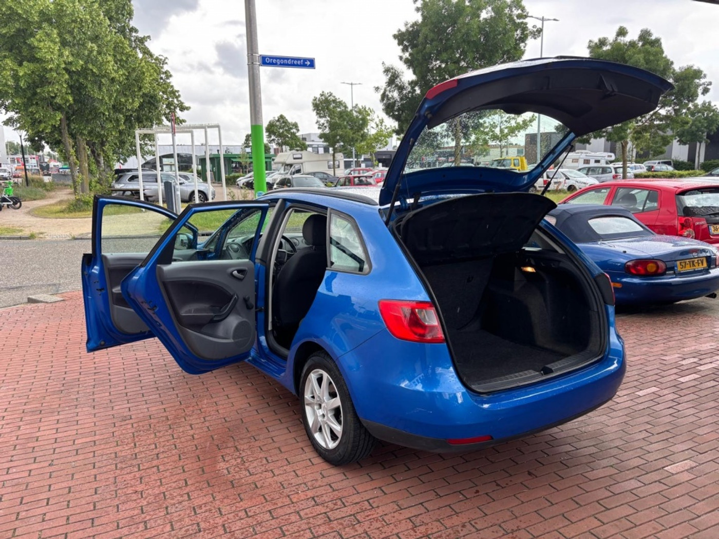 Foto van Seat Ibiza ST