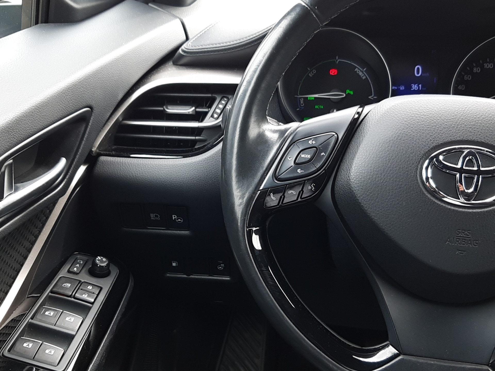 Foto van Toyota Toyota C-hr