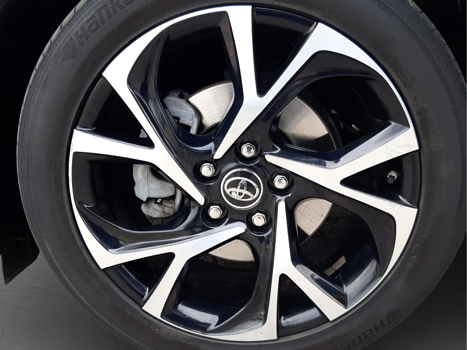 Foto van Toyota Toyota C-hr