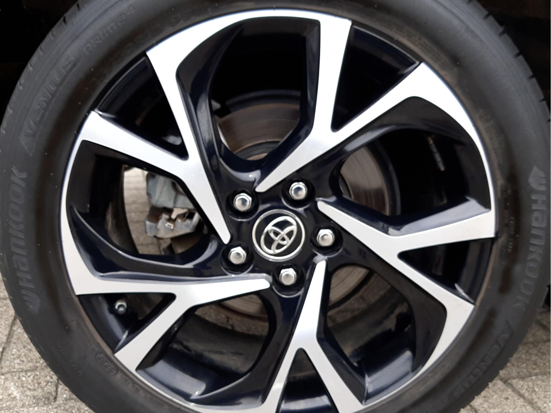 Foto van Toyota Toyota C-hr