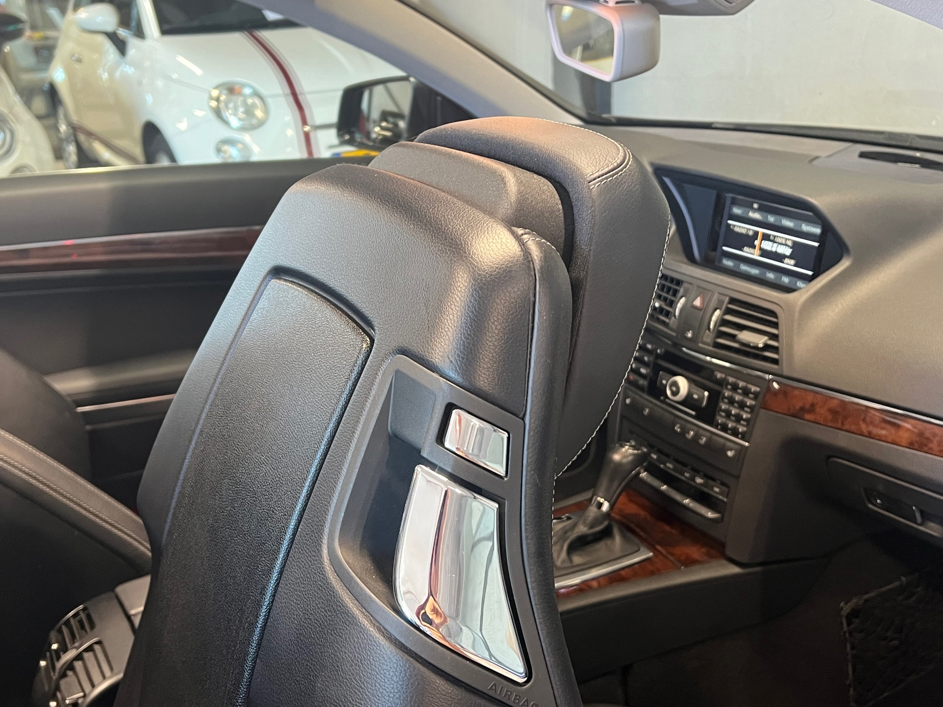 Foto van Mercedes-Benz E 200 Cgi