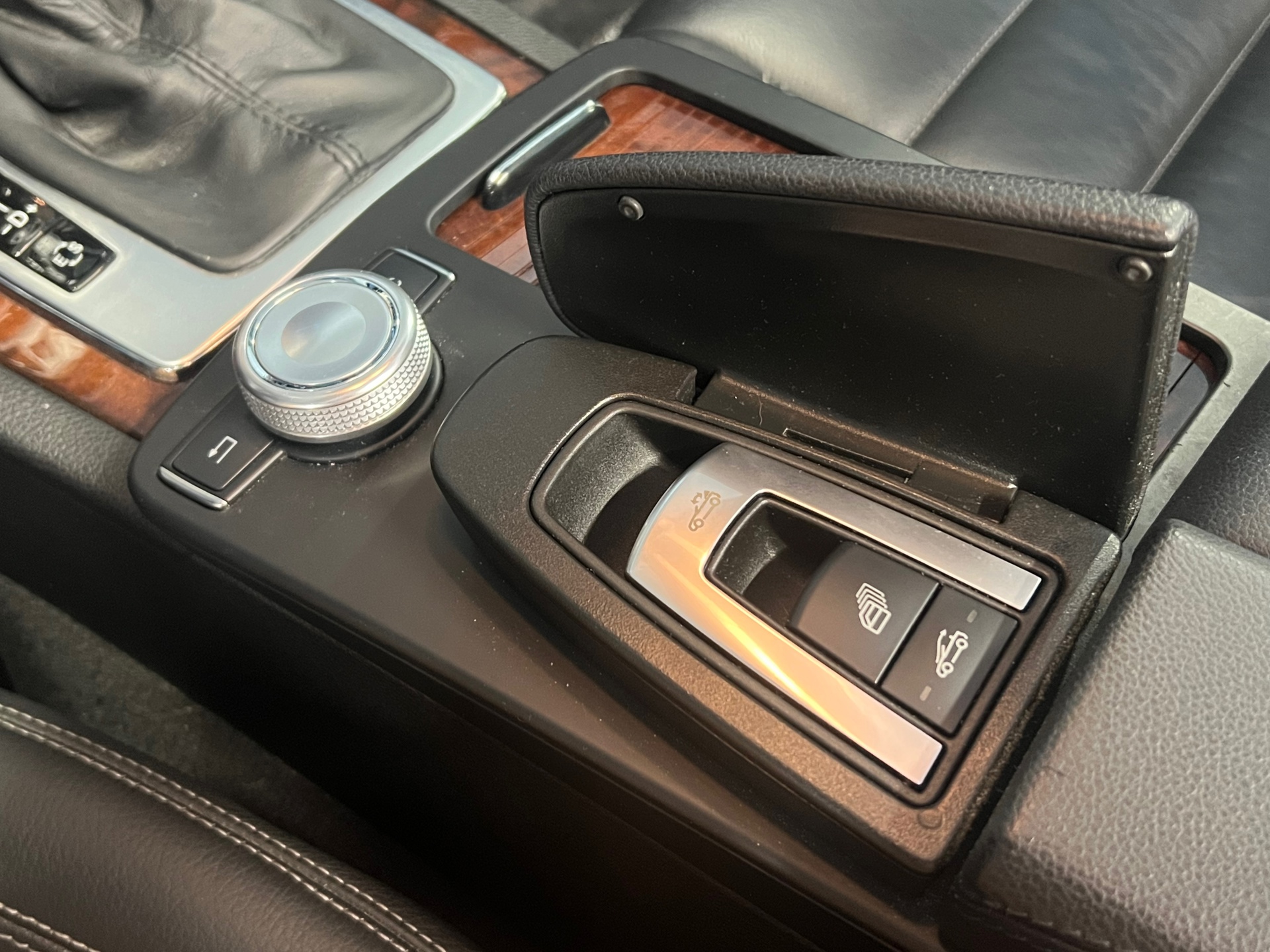 Foto van Mercedes-Benz E 200 Cgi