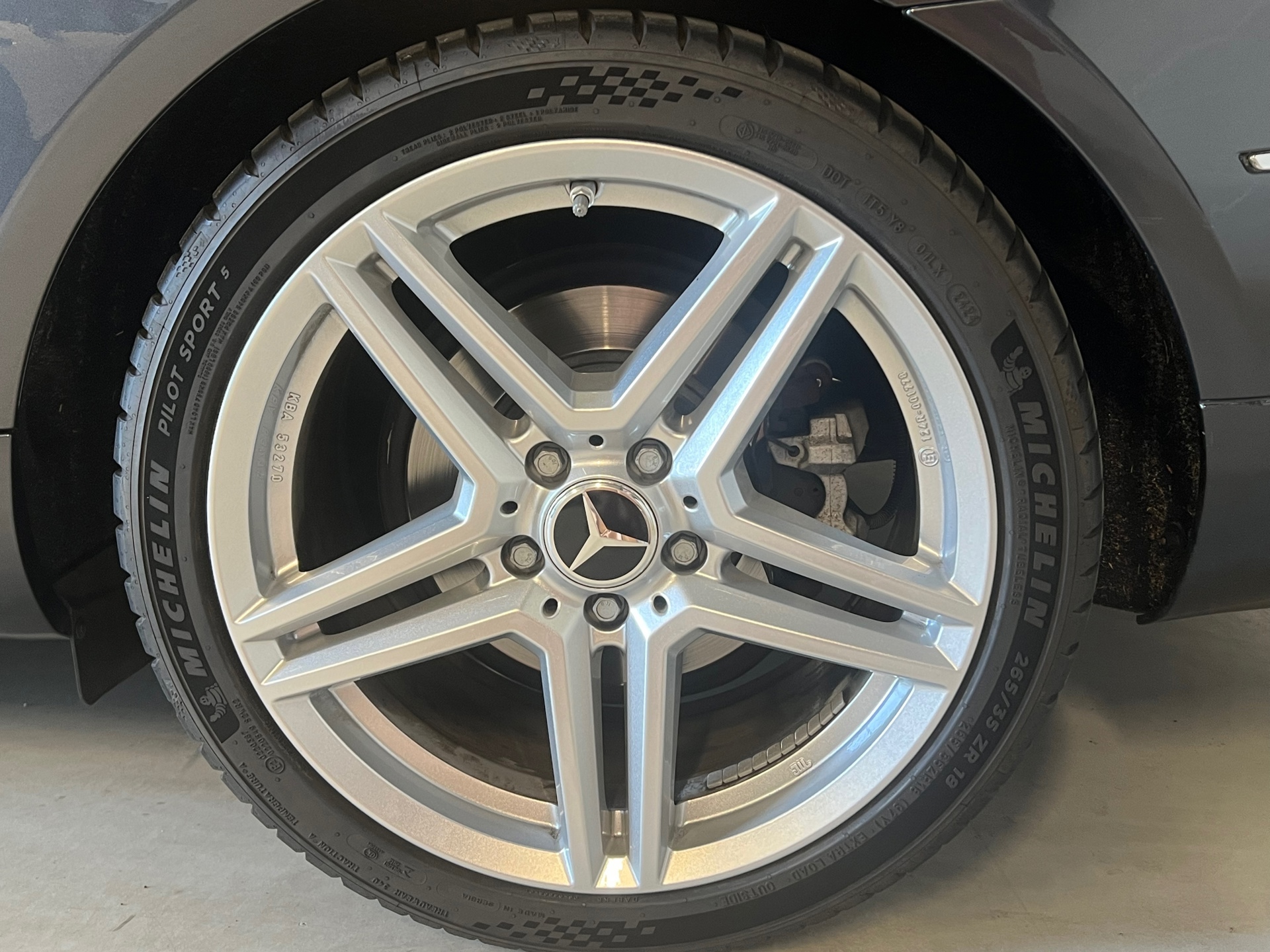 Foto van Mercedes-Benz E 200 Cgi