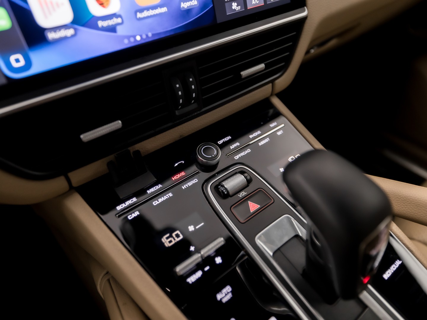 Foto van Porsche Cayenne E-hybrid