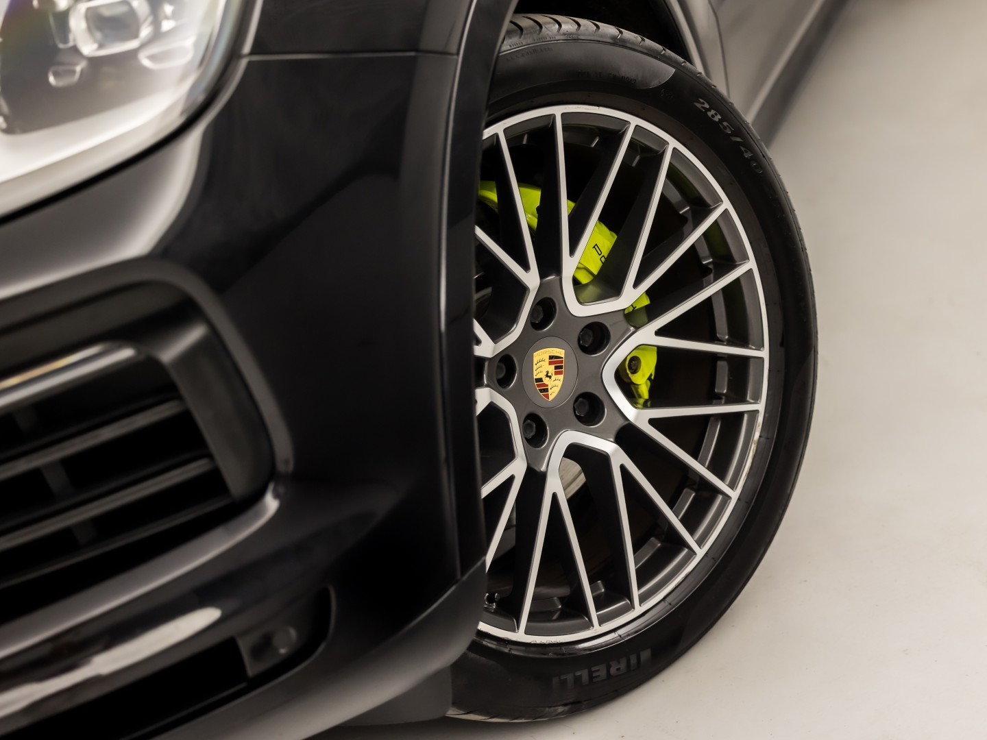 Foto van Porsche Cayenne E-hybrid