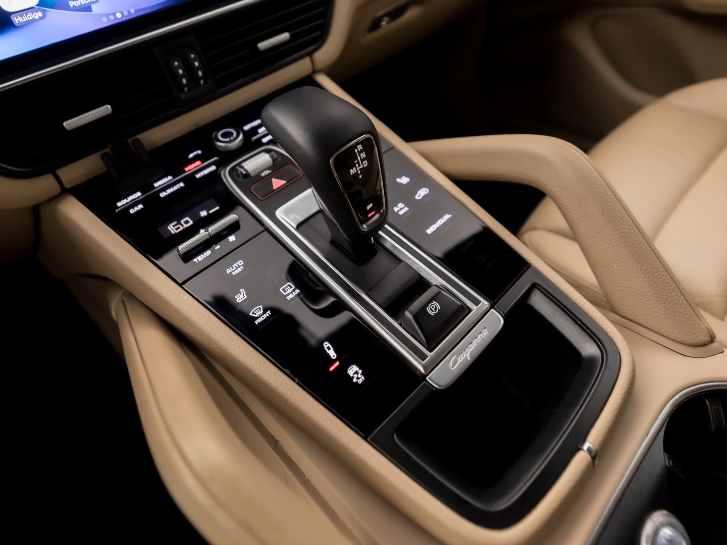Foto van Porsche Cayenne E-hybrid
