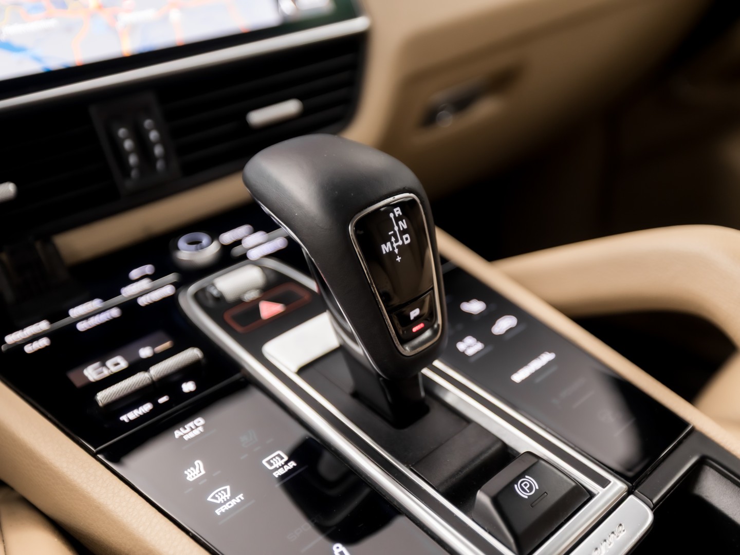 Foto van Porsche Cayenne E-hybrid