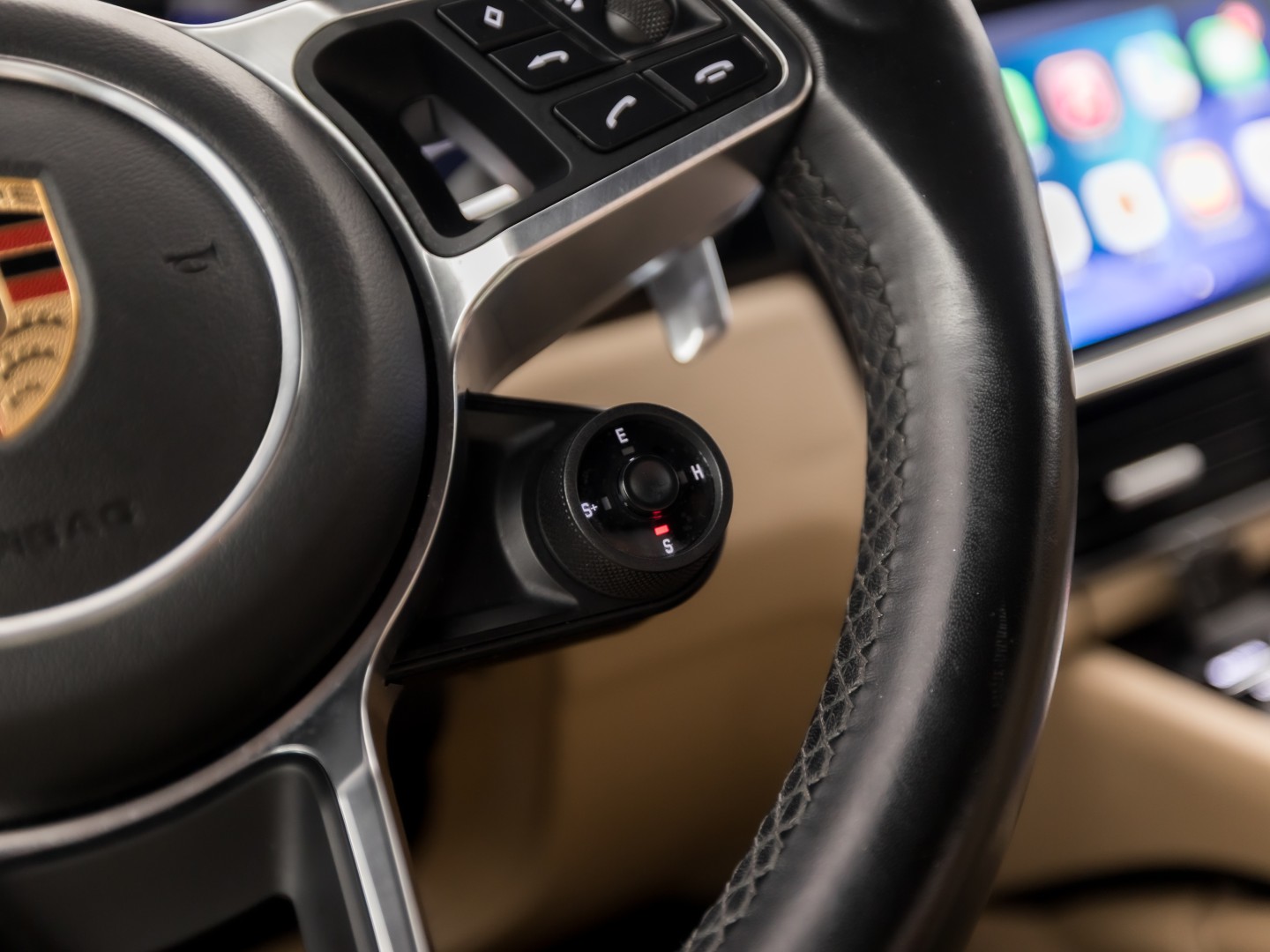Foto van Porsche Cayenne E-hybrid