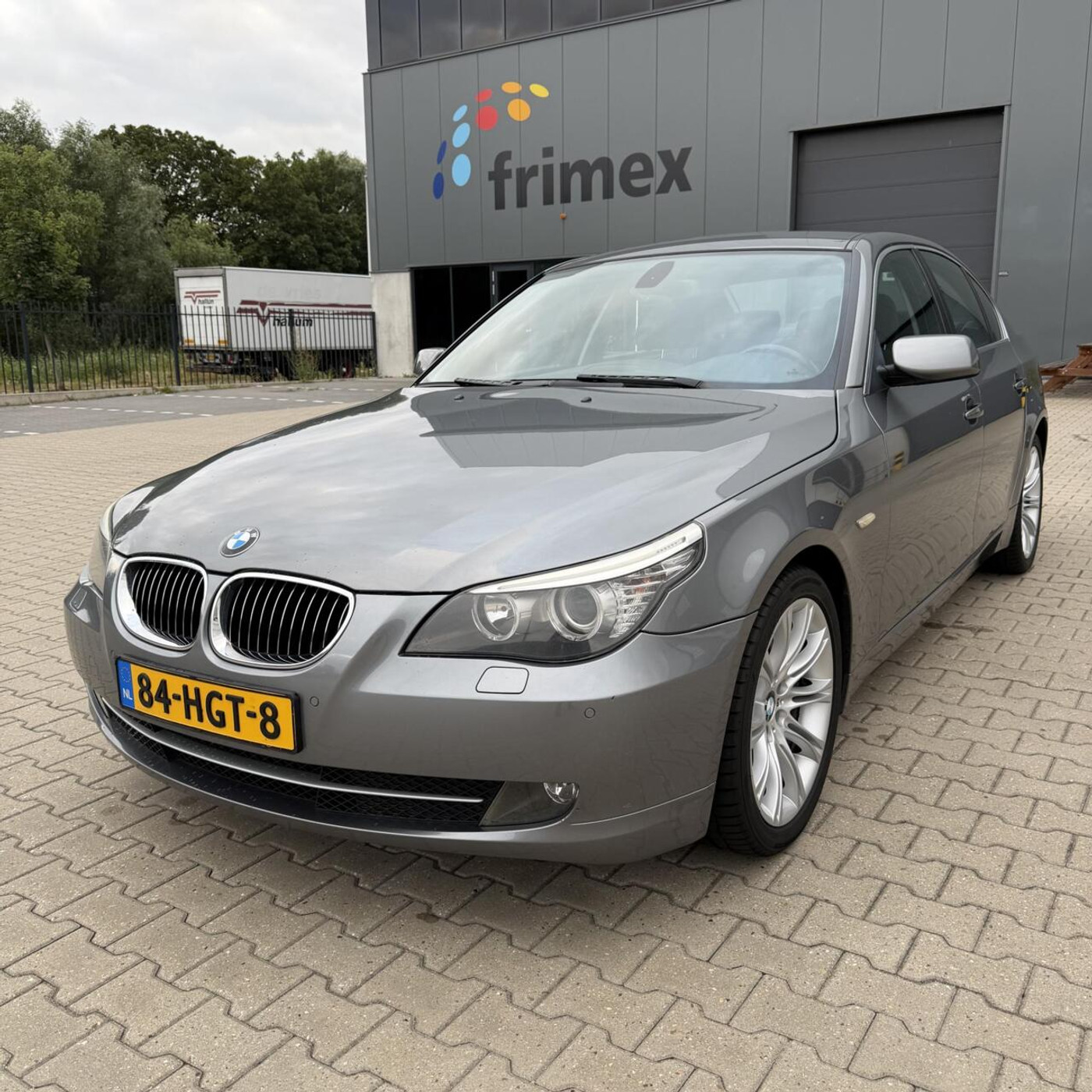 BMW 5er Reihe 523i Executive | Automaat | *SUPER NETTE STAAT* 2008 - voorkant