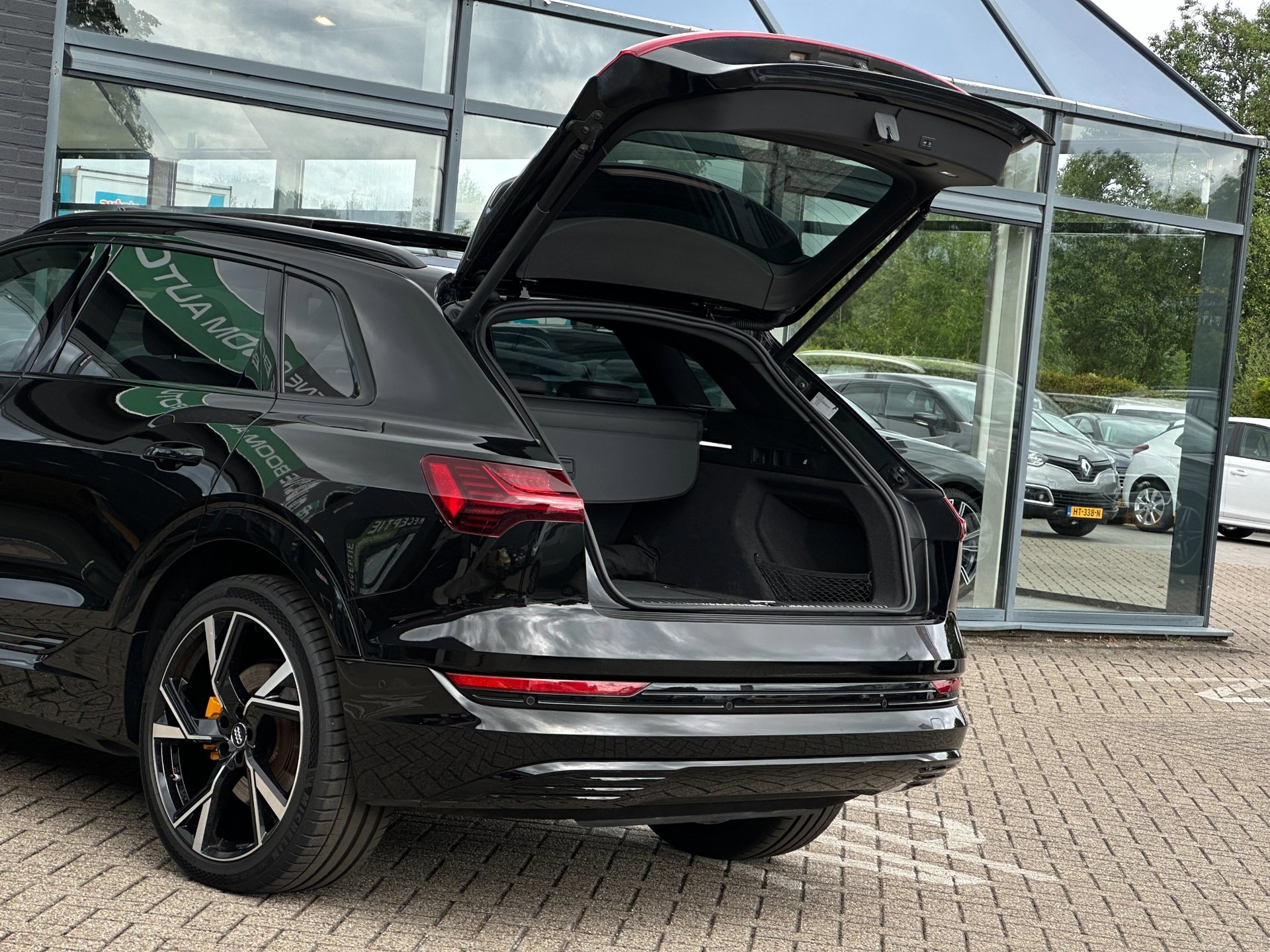 Foto van Audi Audi E-tron