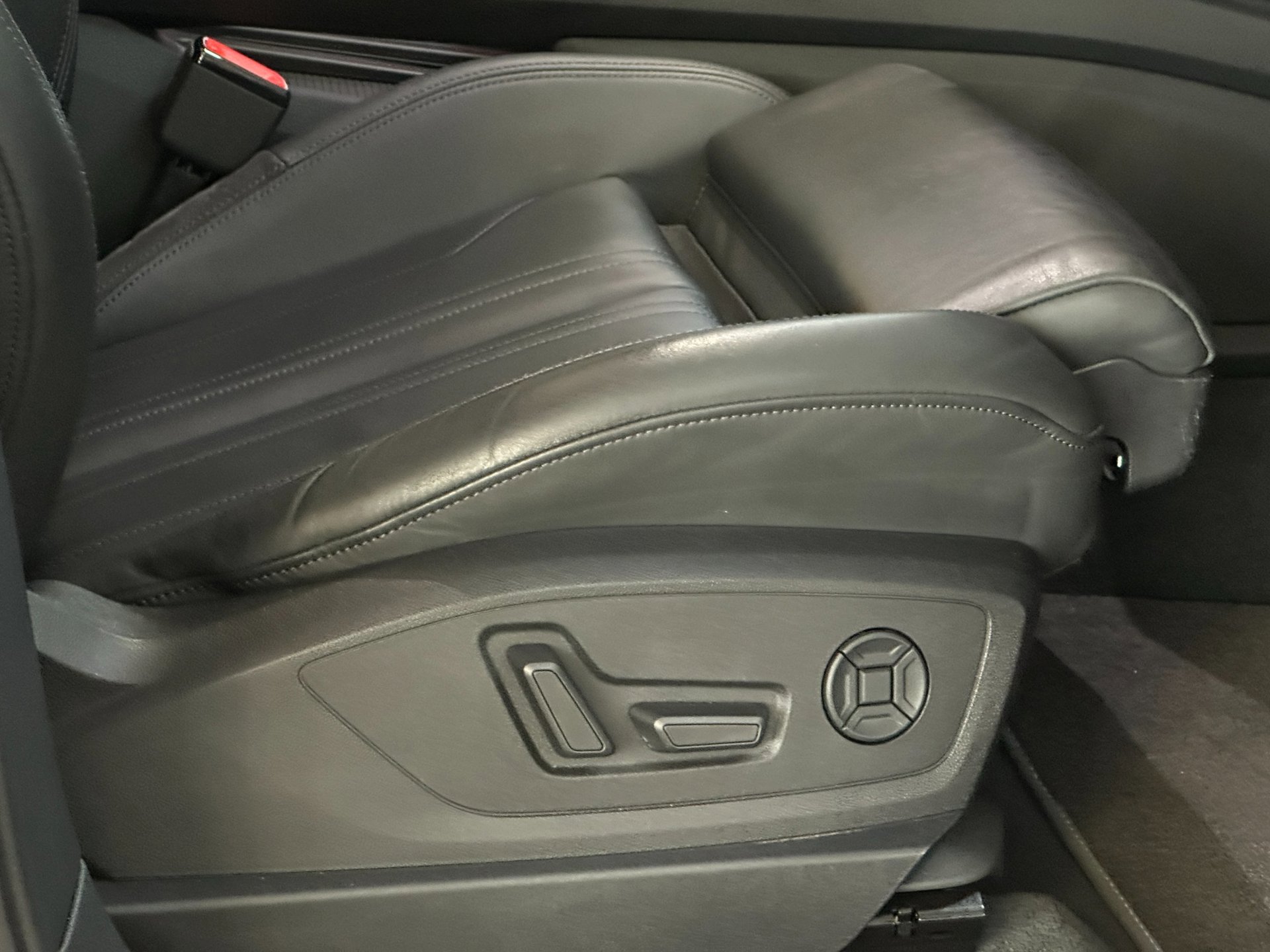 Foto van Audi Audi E-tron
