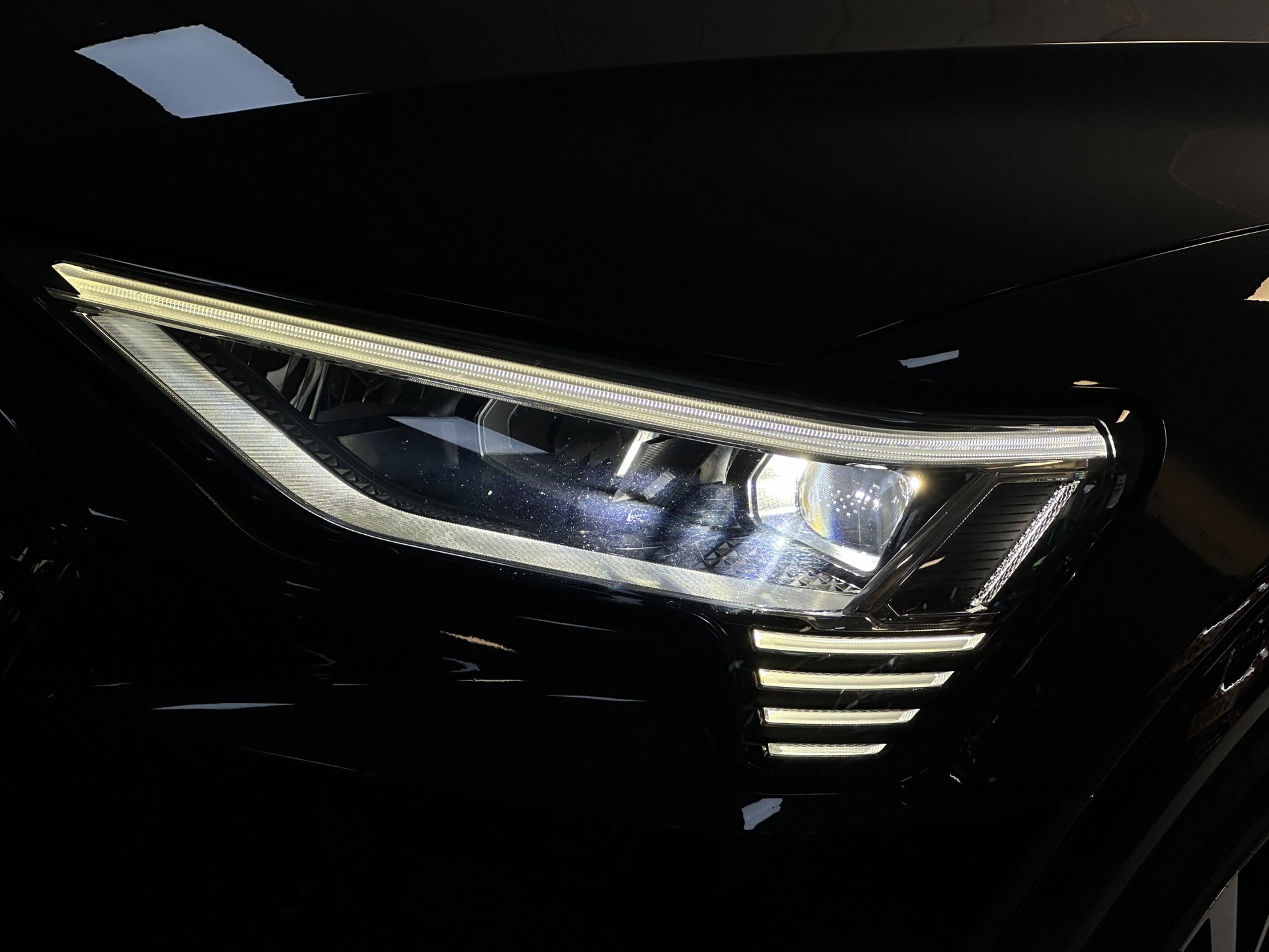 Foto van Audi Audi E-tron