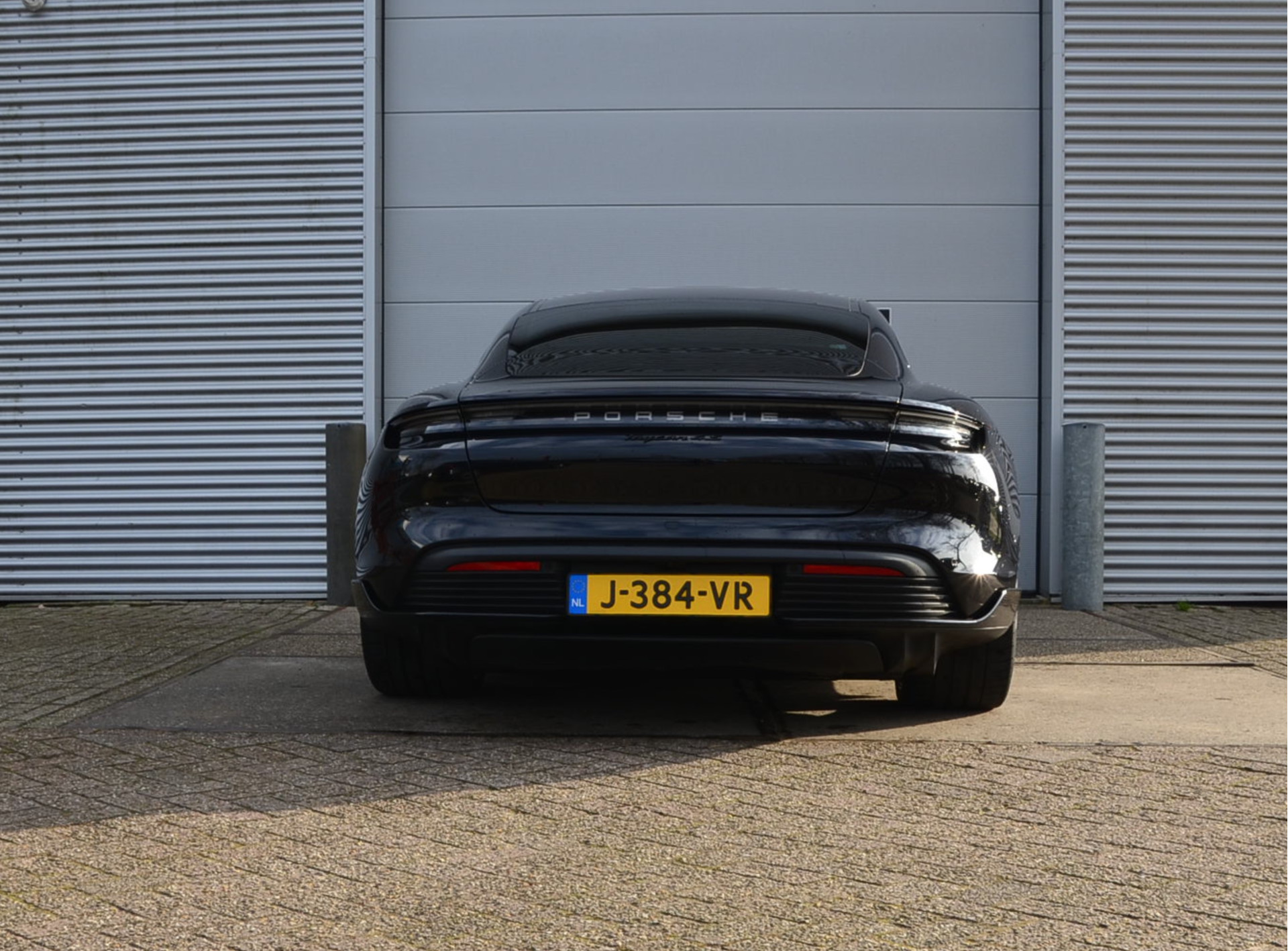 Foto van Porsche Taycan 4s