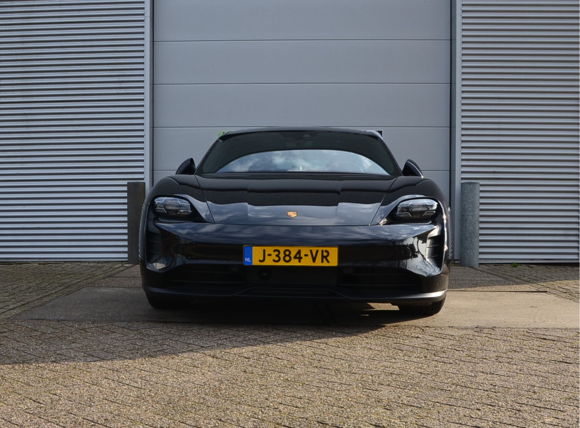 Foto van Porsche Taycan 4s