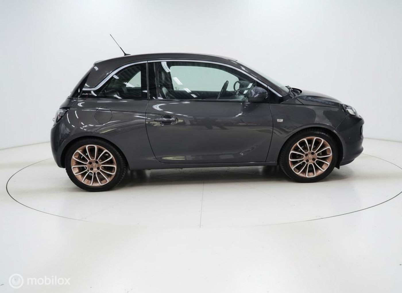 Foto van Opel Adam