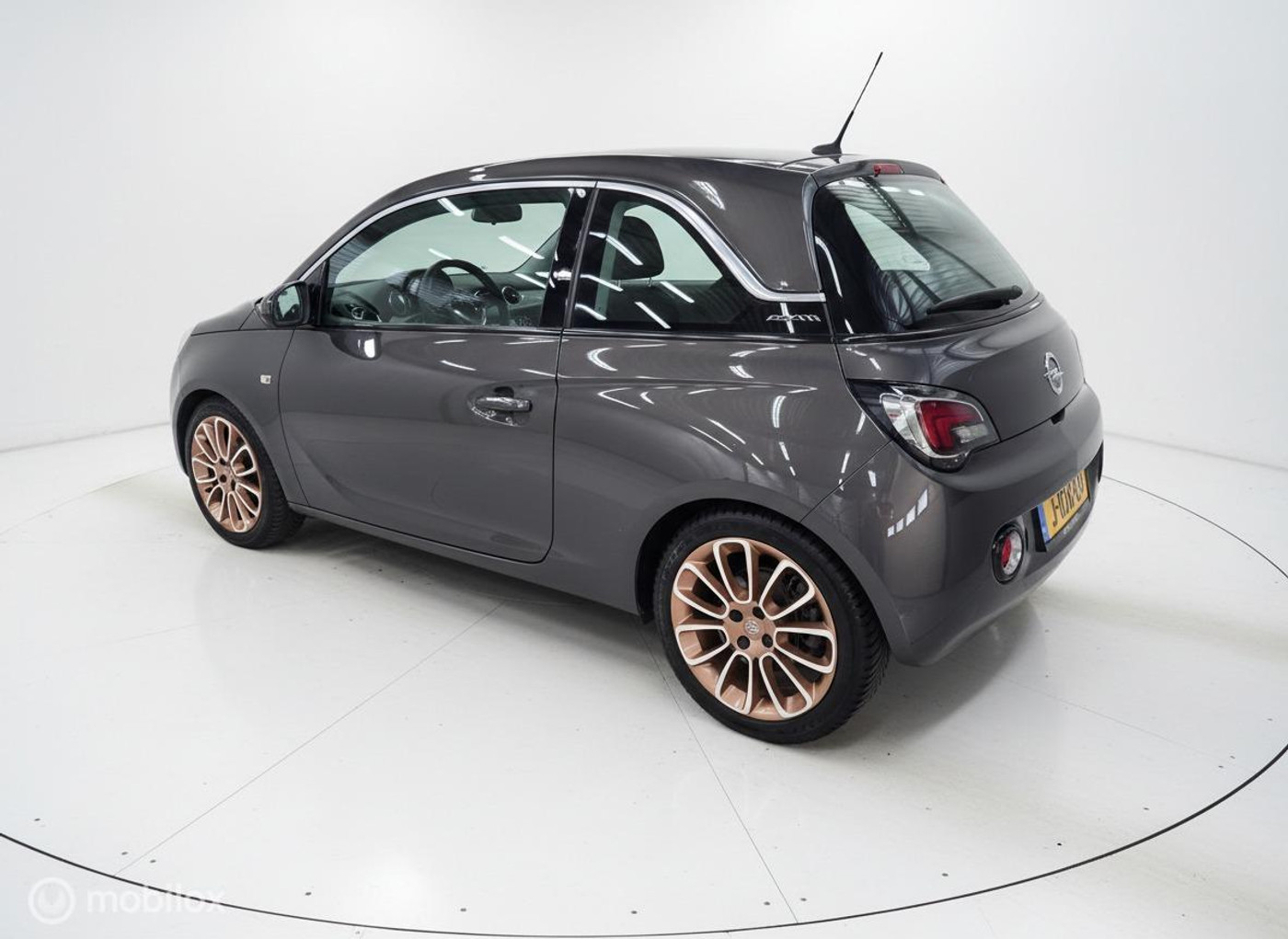 Foto van Opel Adam