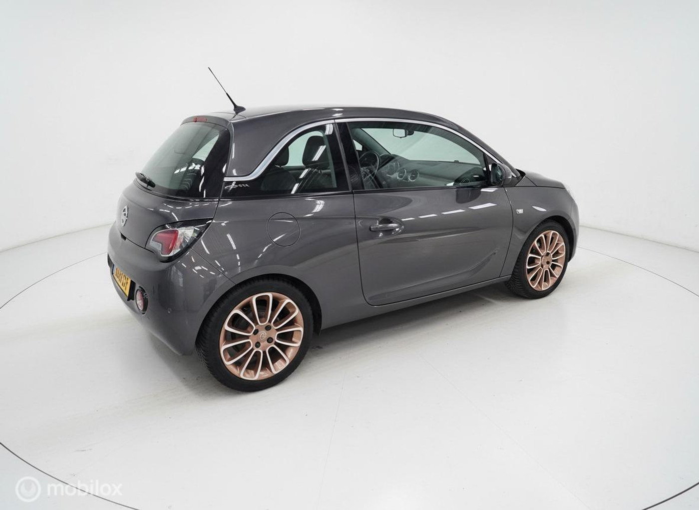 Foto van Opel Adam