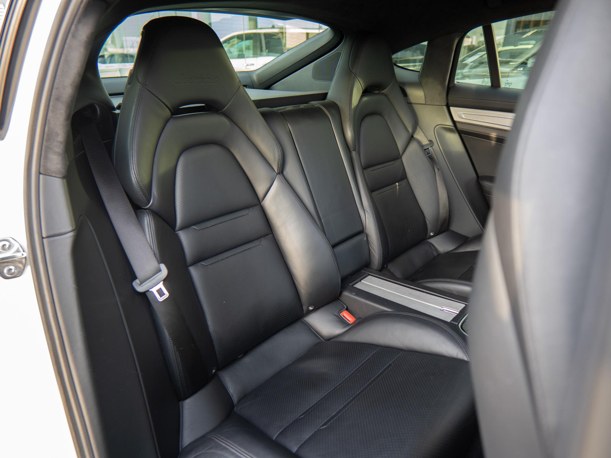 Foto van Porsche Panamera Turbo