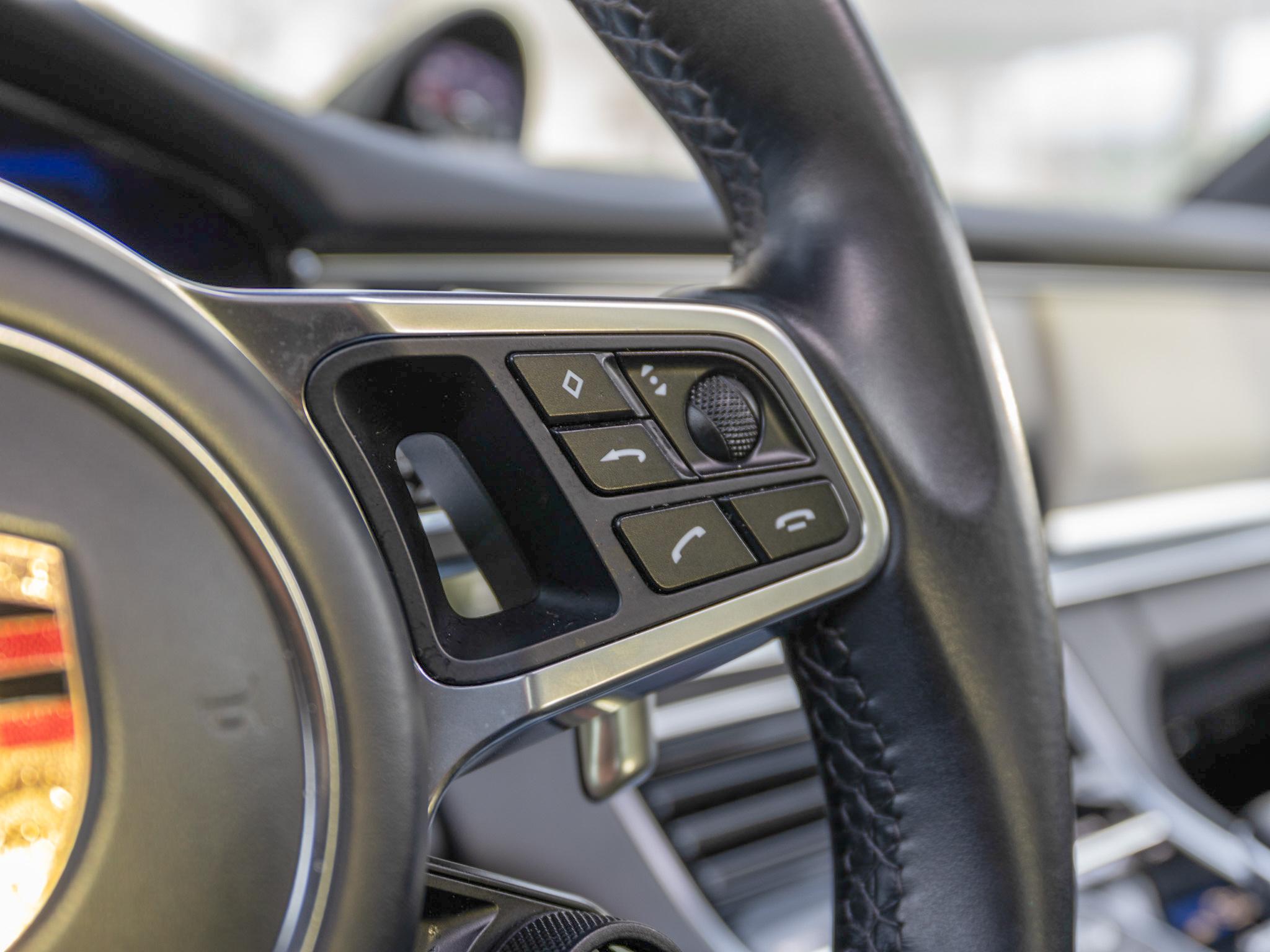 Foto van Porsche Panamera Turbo
