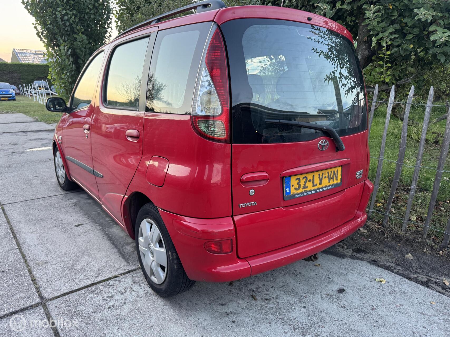 Foto van Toyota Toyota Yaris Verso