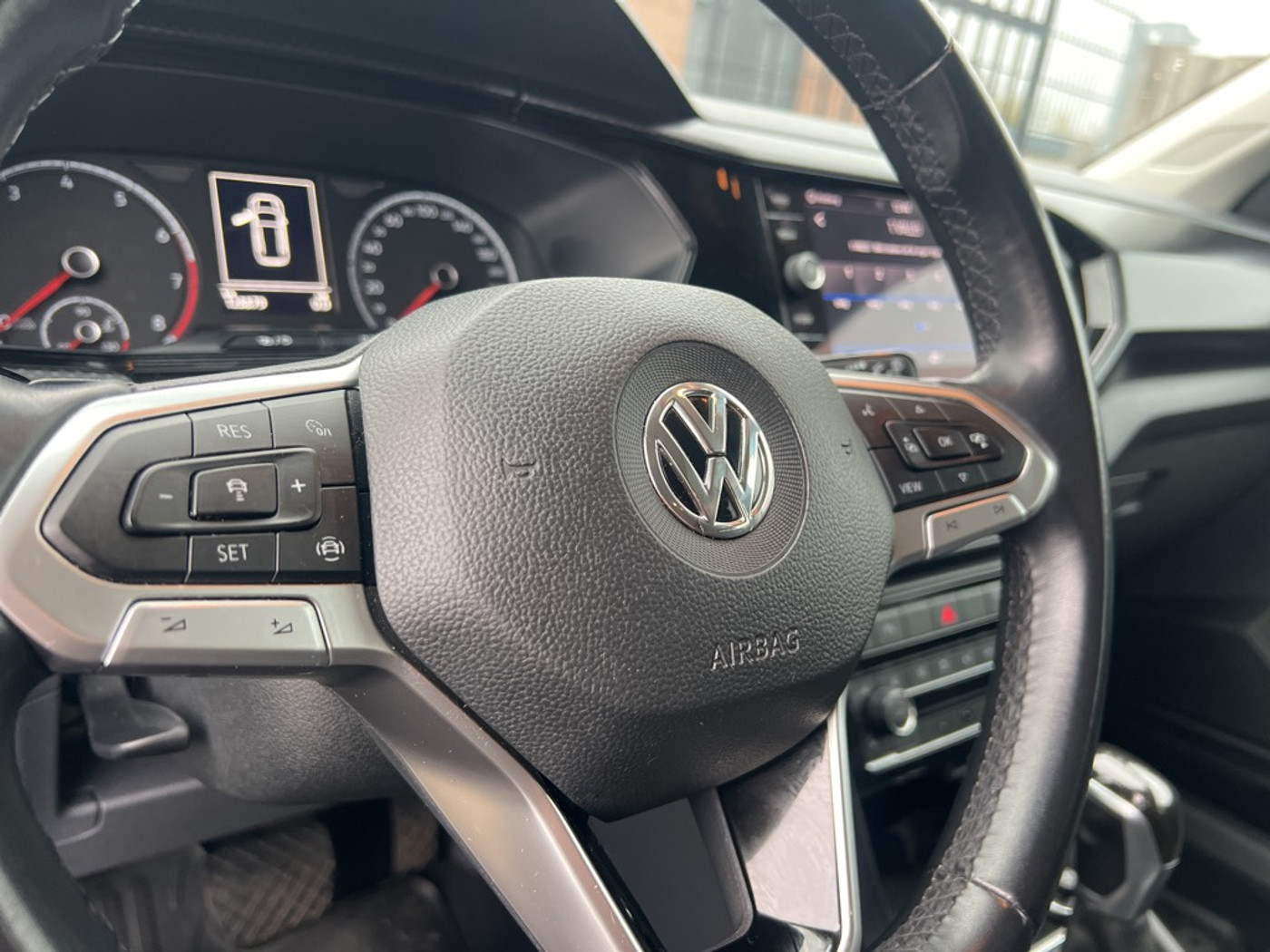 Foto van Volkswagen T-cross