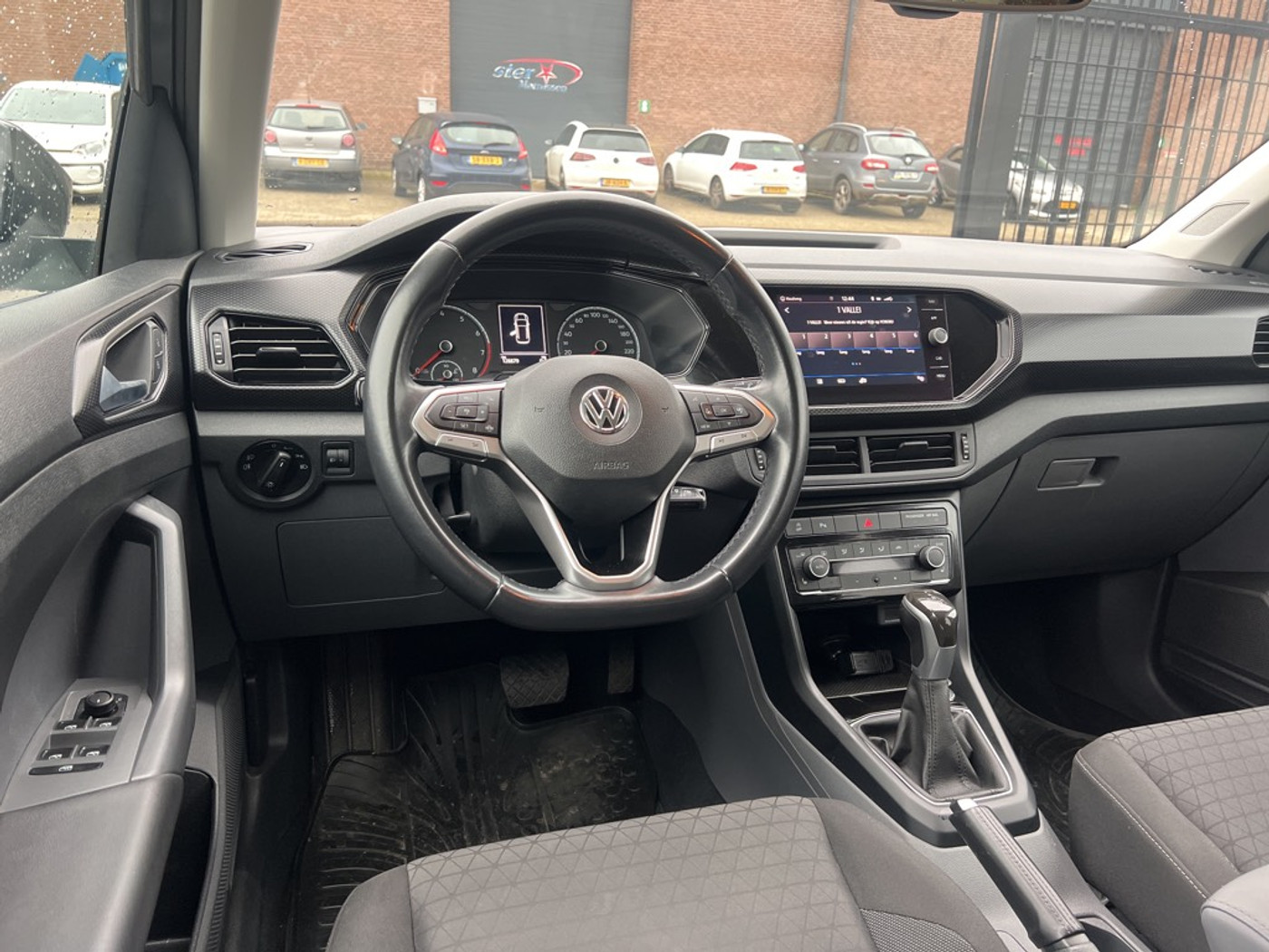 Foto van Volkswagen T-cross