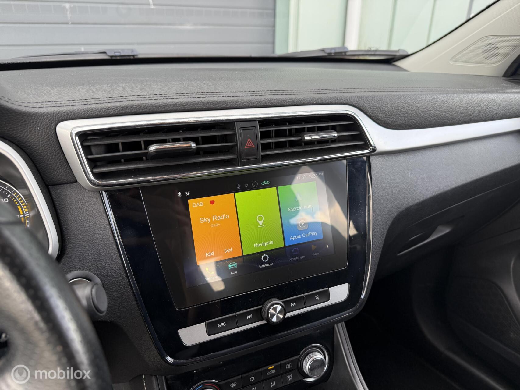 Foto van MG MG ZS Ev
