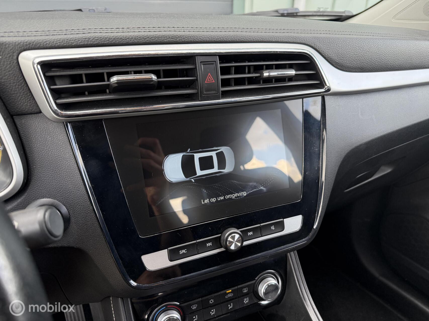 Foto van MG MG ZS Ev