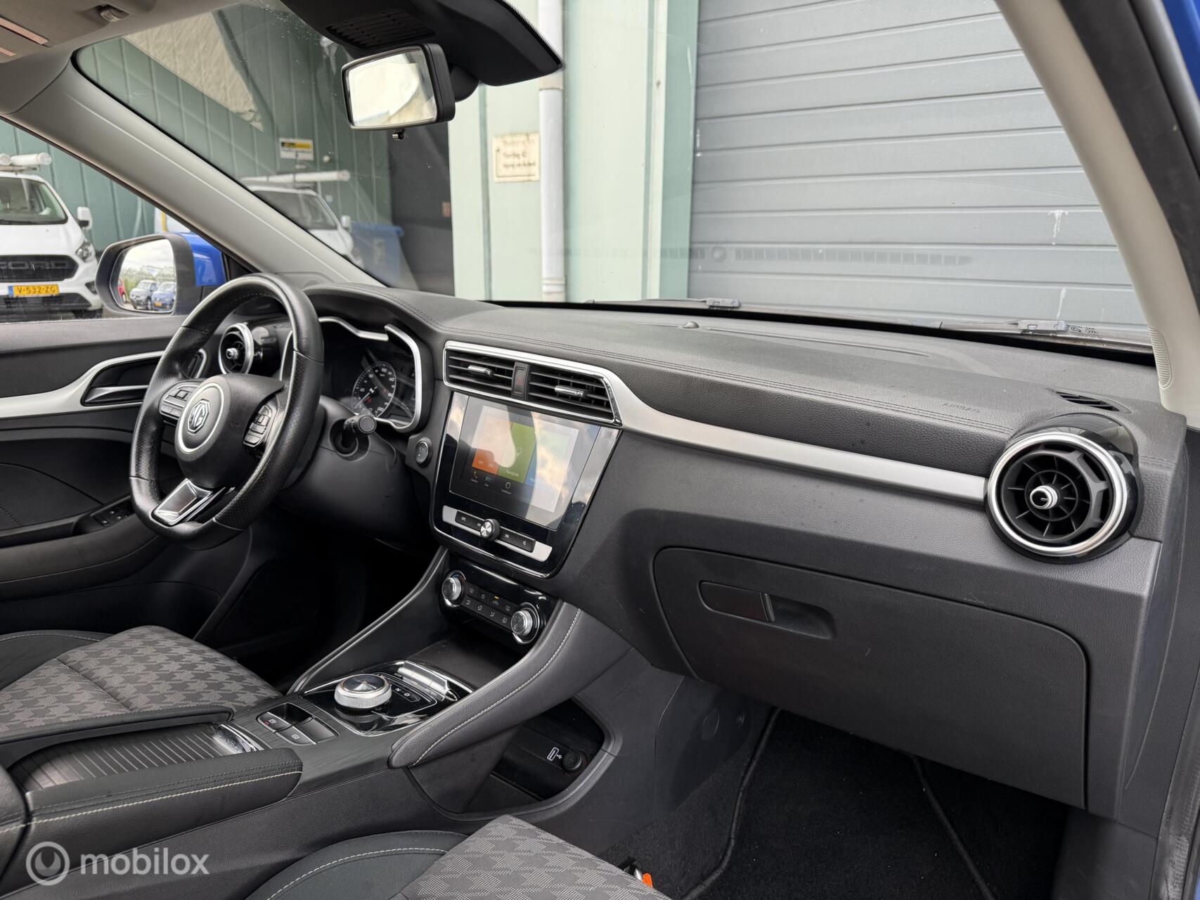 Foto van MG MG ZS Ev