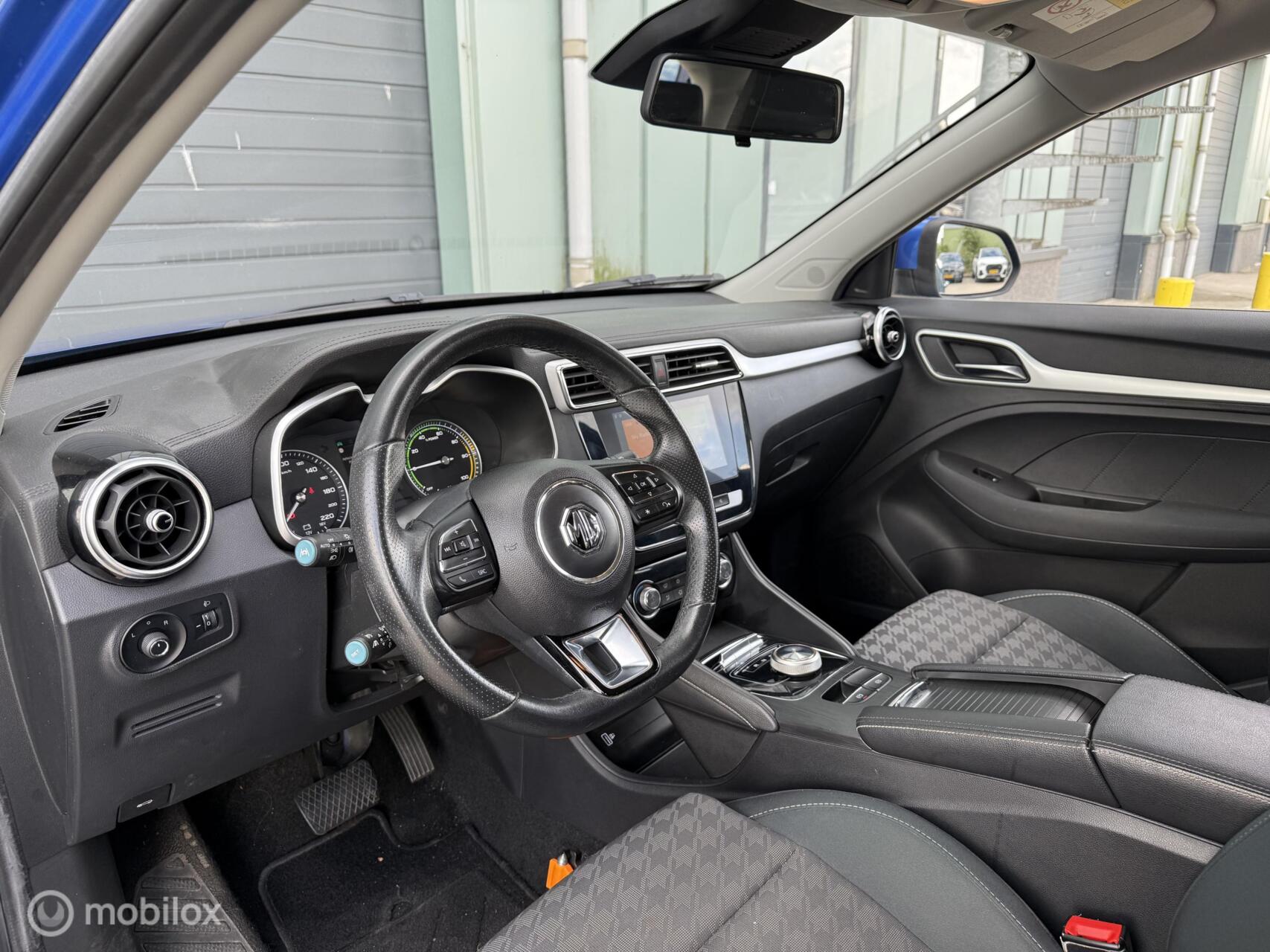 Foto van MG MG ZS Ev